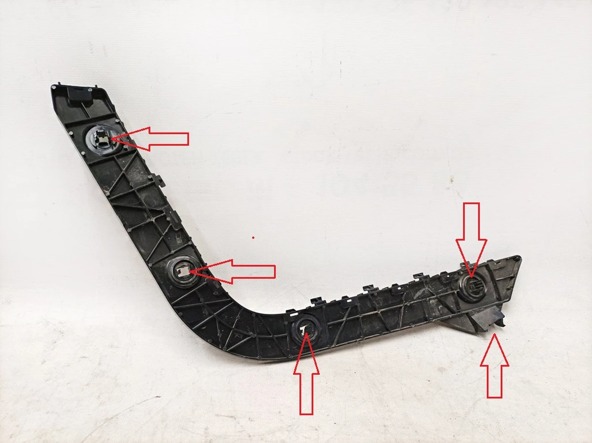 10 Rear bumper mounting bracket left with damage Tesla Model Y 1494043-00-A