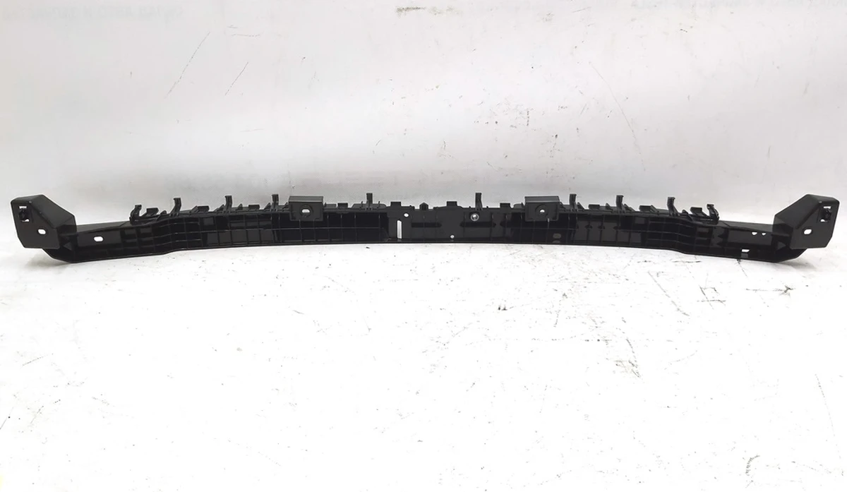 4 Кронштейн заднього бампера центральний Tesla Model Y 1494045-00-E