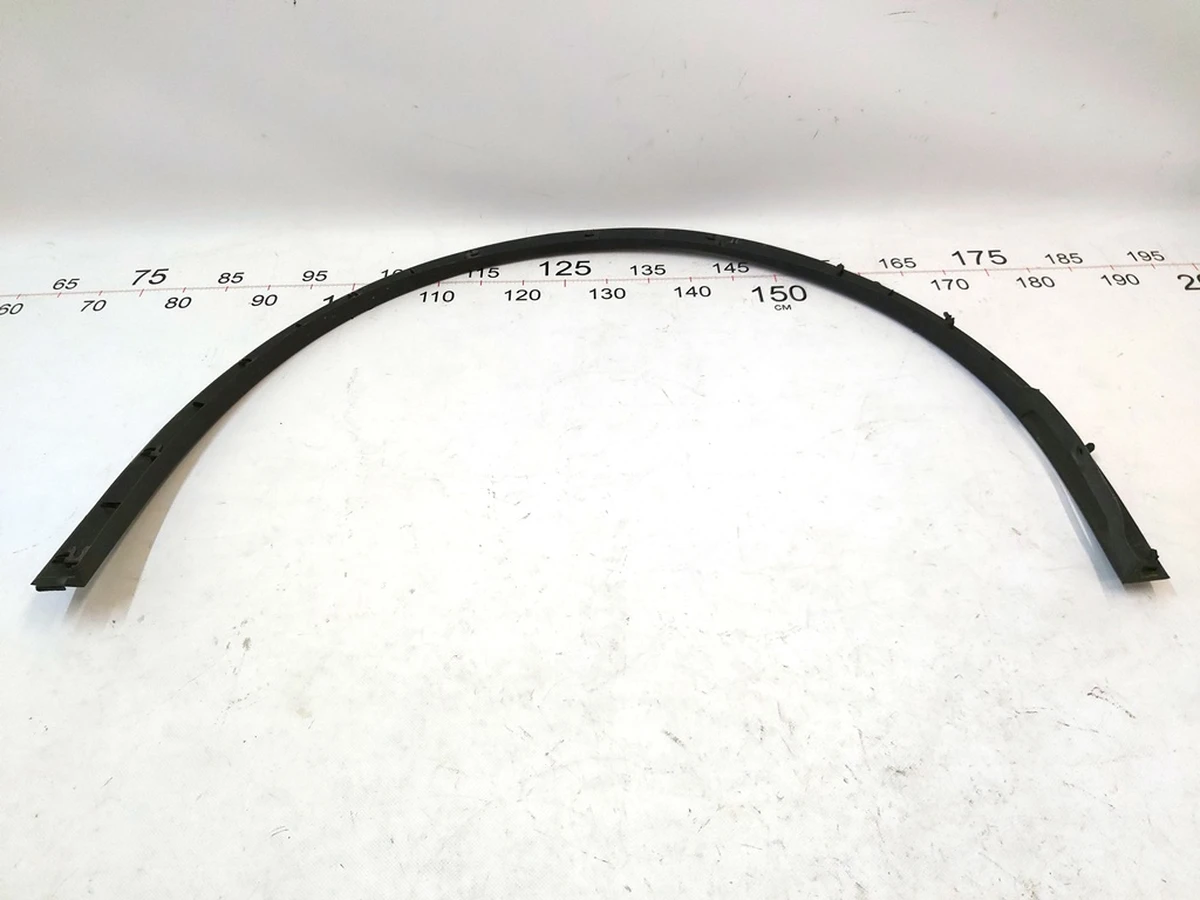 8 Накладка арки крила переднього лівого пластик Tesla Model Y 1494185-00-C