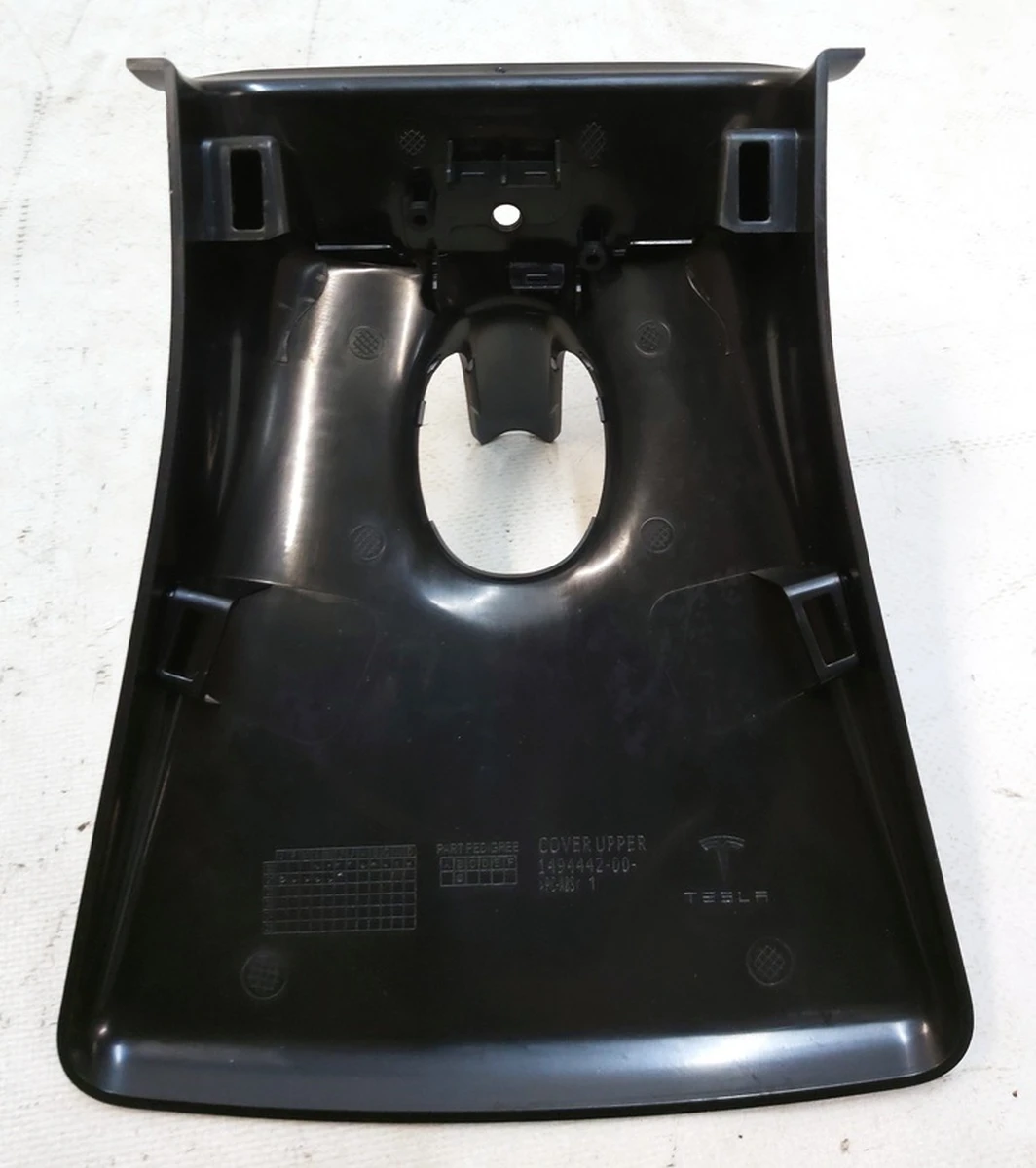 Облицювання кронштейна дзеркала заднього виду та камери салону верхня Tesla model Y 1755687-00-B