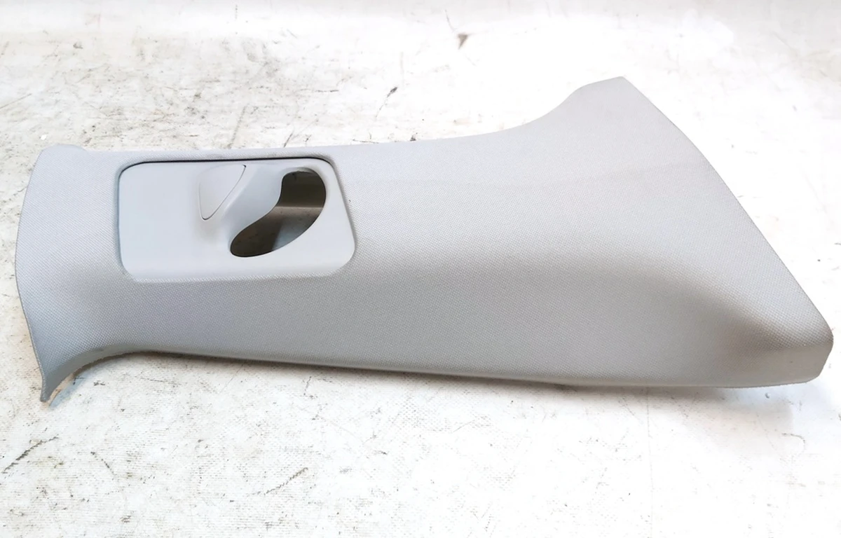 3 Накладка стійки B верхня права Tesla Model Y 1626929-02-E