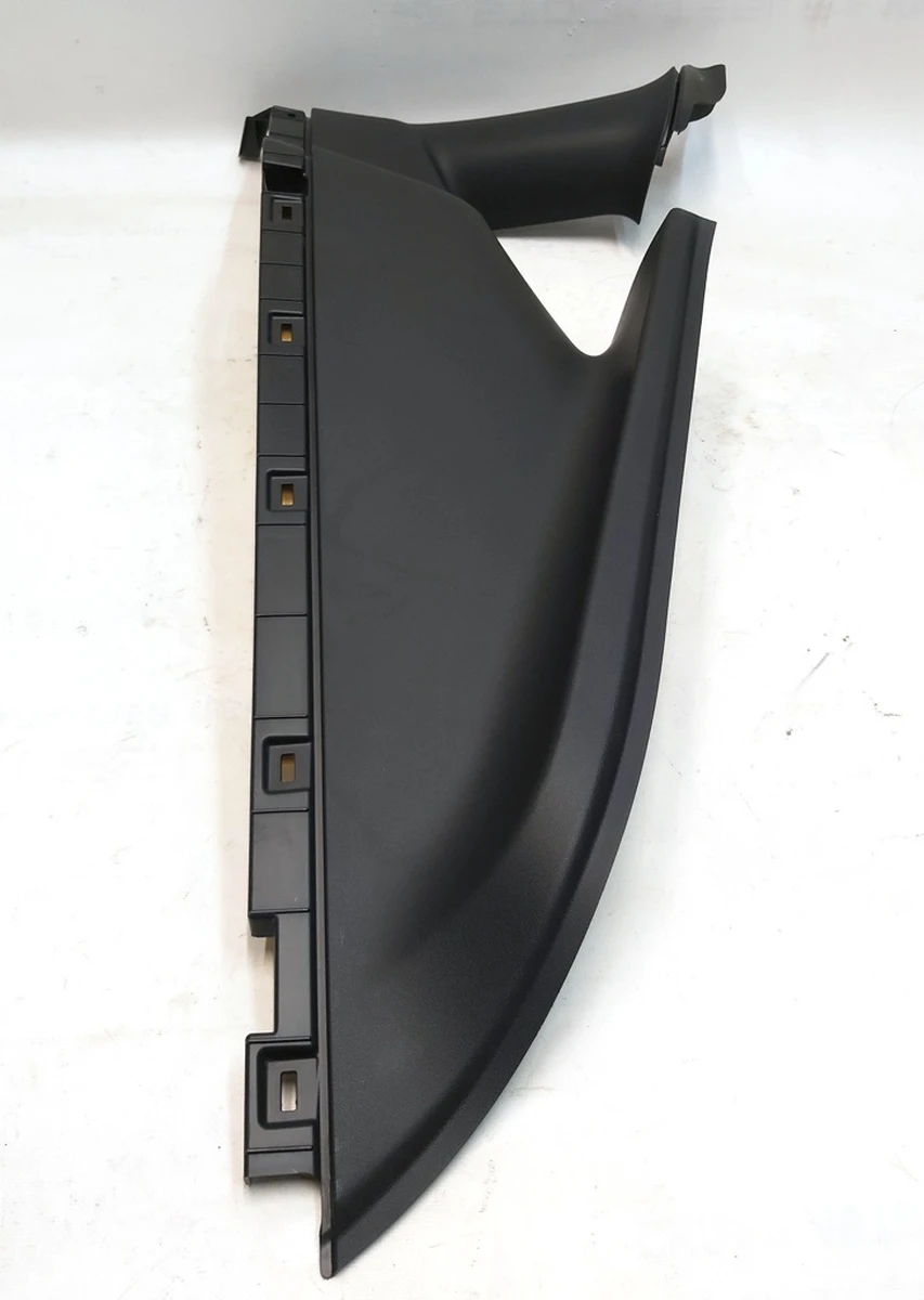 6 Накладка ременя безпеки стійки С правої з ушкодженням Tesla model Y 1494609-79-A