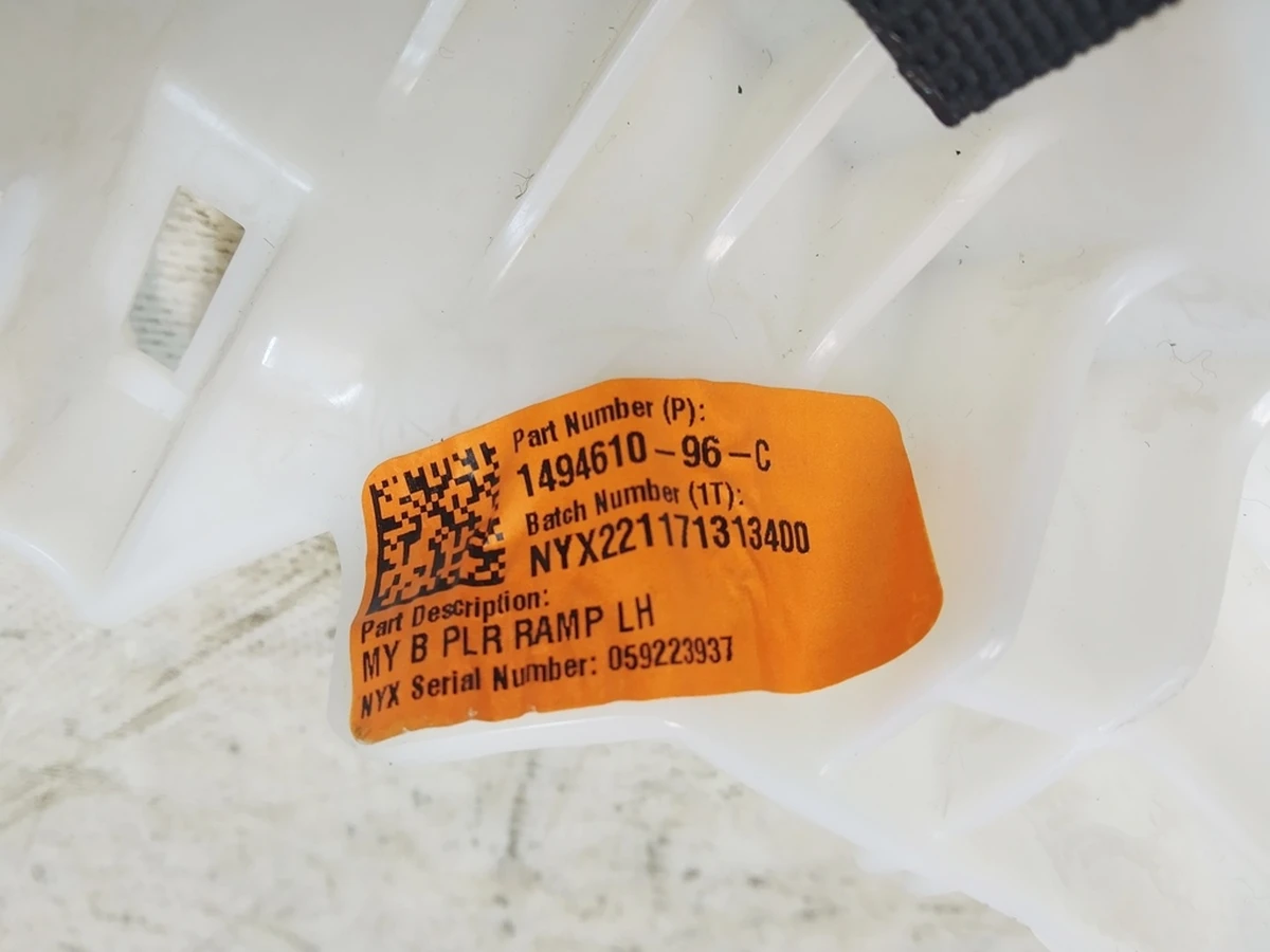 4 B pillar airbag ramp assembly- Left hand Tesla Model Y 1494610-00-I