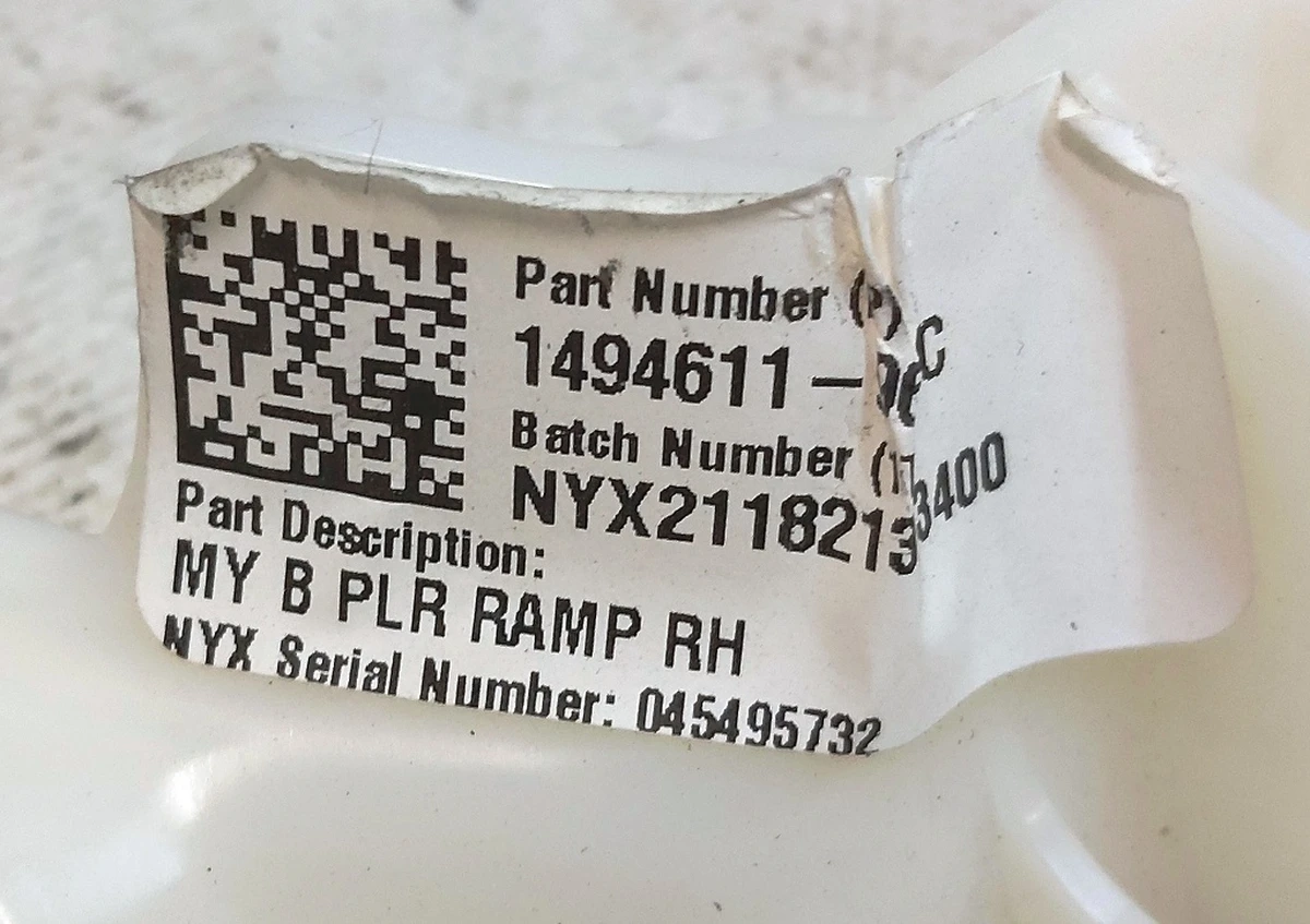 4 B pillar airbag ramp assembly- Right hand Tesla Model Y 1494611-00-I