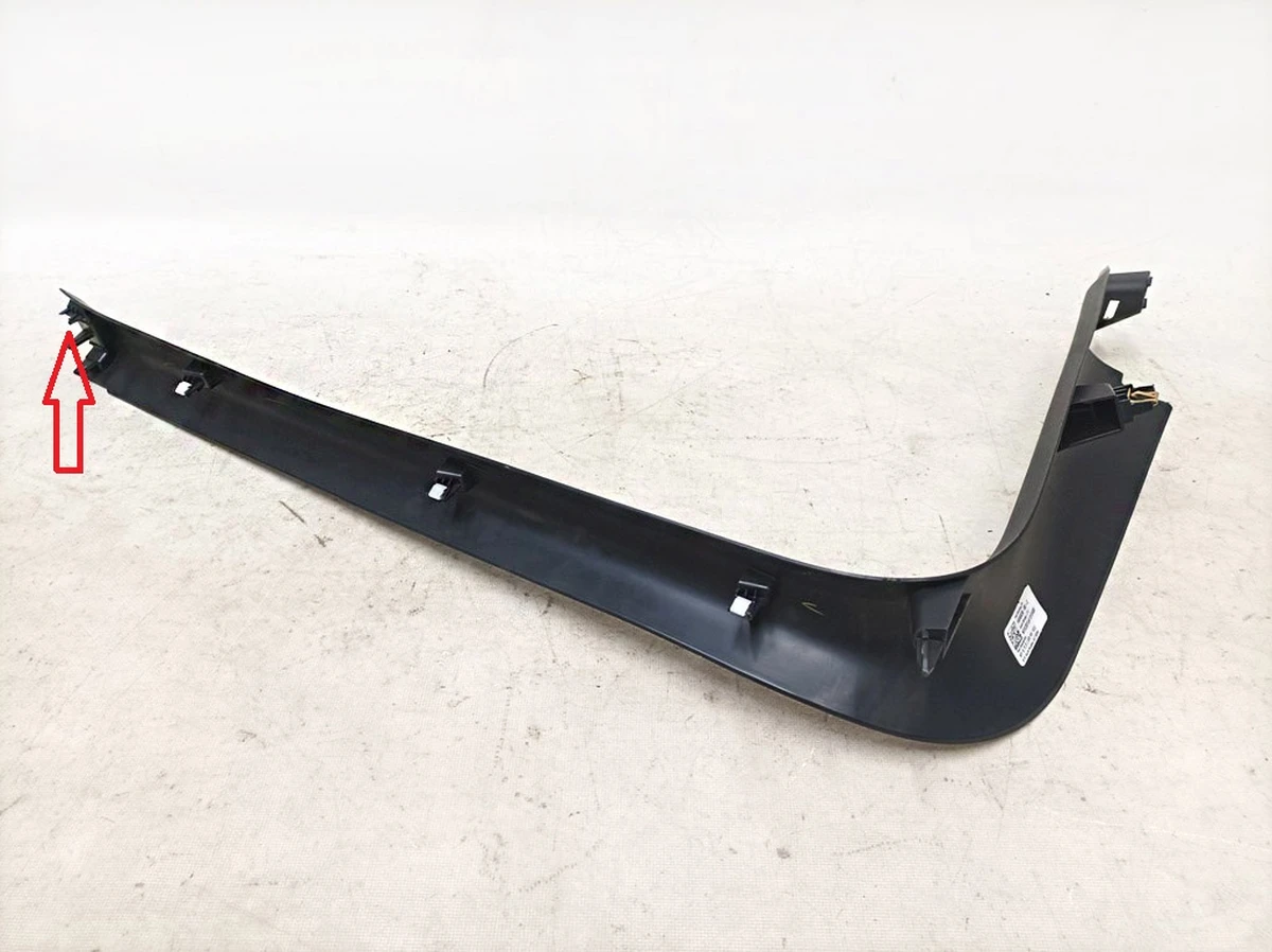 9 Облицювання порога переднього правого з пошкодженням Tesla model Y 1494620-00-C