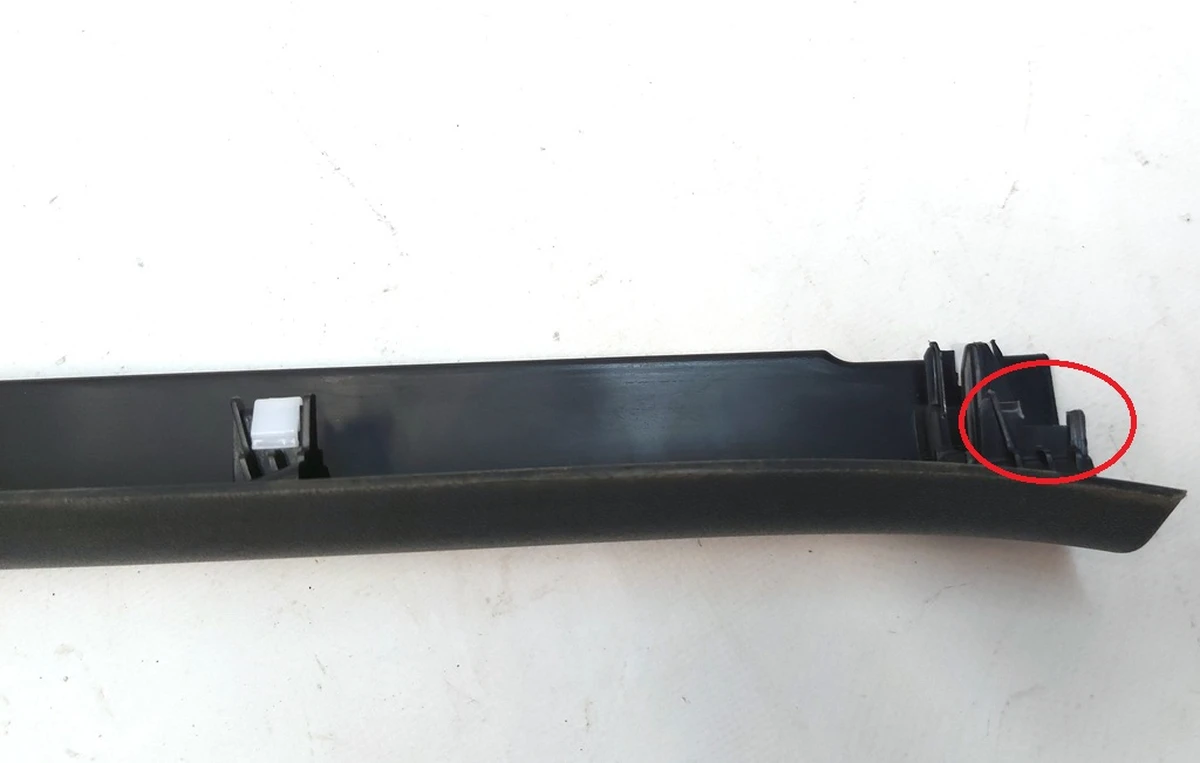 9 A PILLAR LOWER TRIM, ASY, RH Tesla model Y 1494620-00-D