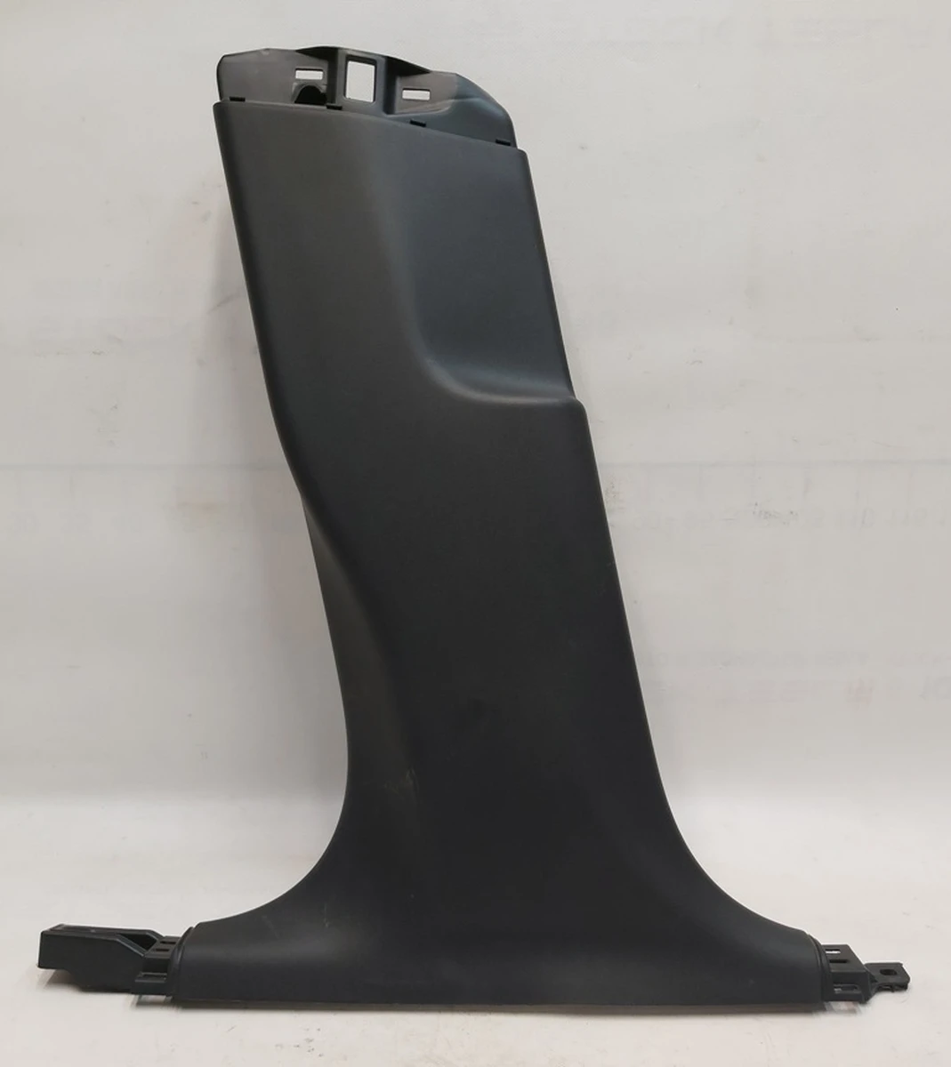 MY, B PILLAR LOWER TRIM, ASY, LH Tesla model Y 1494623-00-E