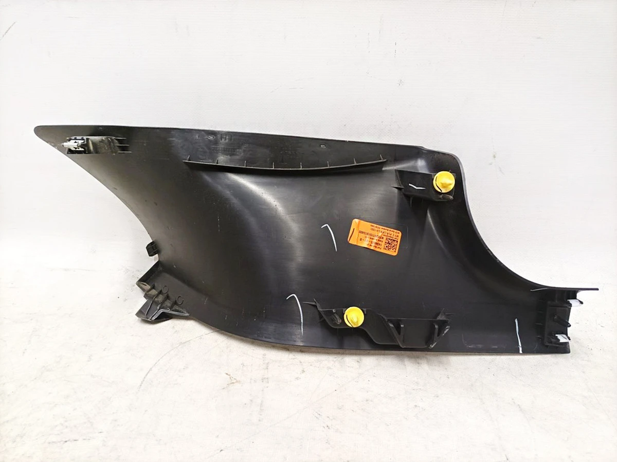 Накладка стойки C нижняя левая Tesla model Y 1494625-00-B