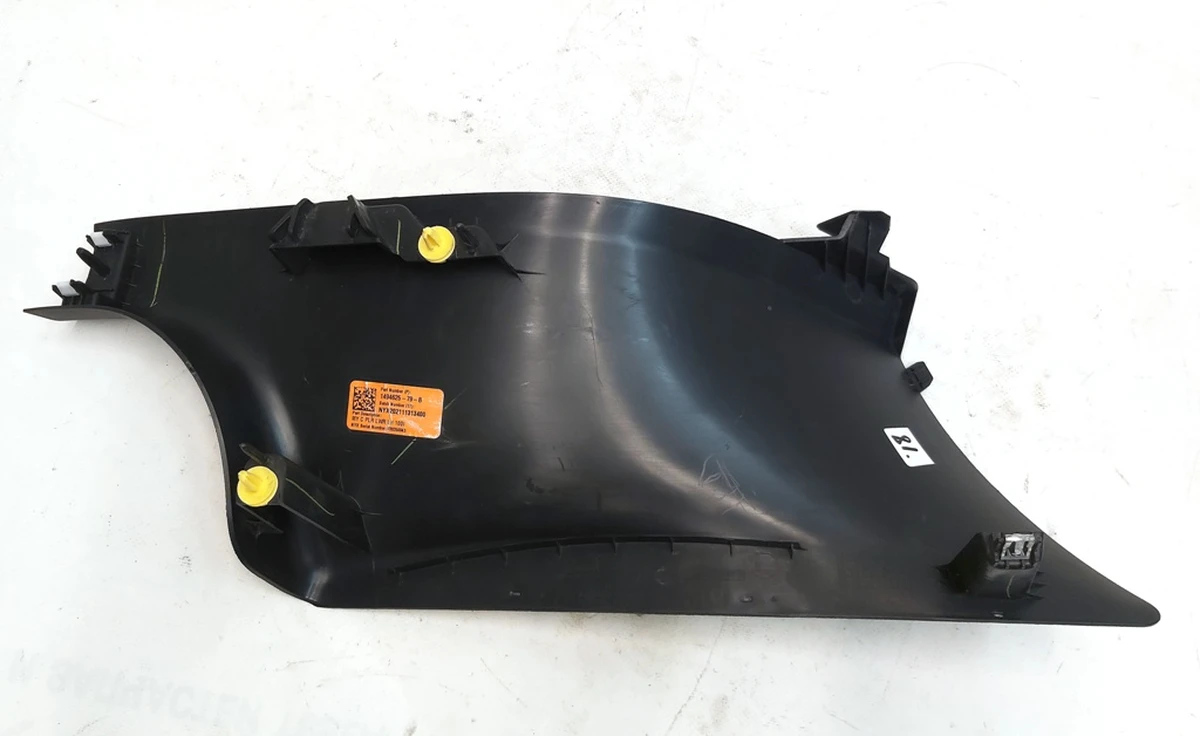 7 Накладка стійки C нижня ліва Tesla model Y 1494625-00-C