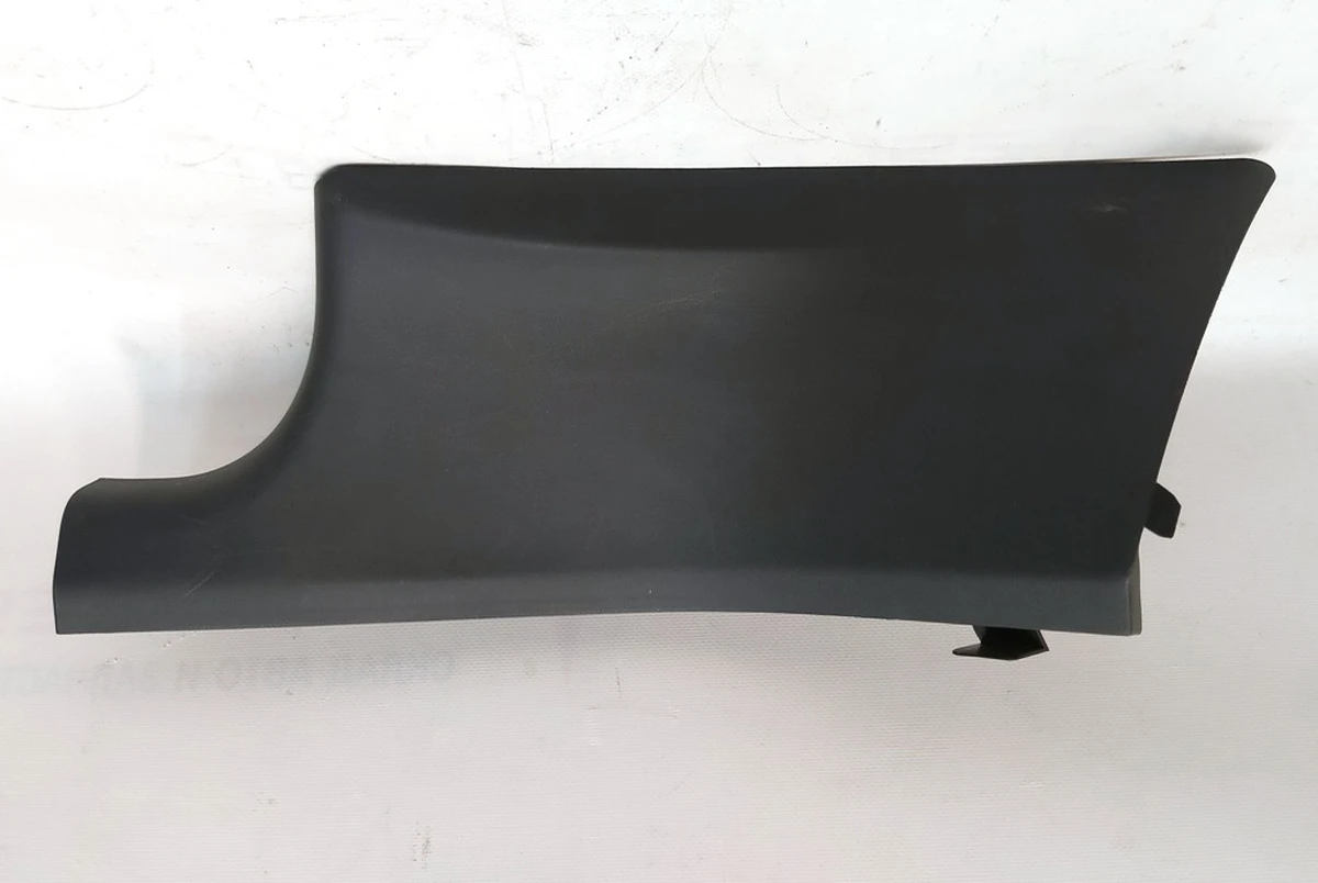 7 Накладка стійки C нижня ліва Tesla model Y 1494625-00-C