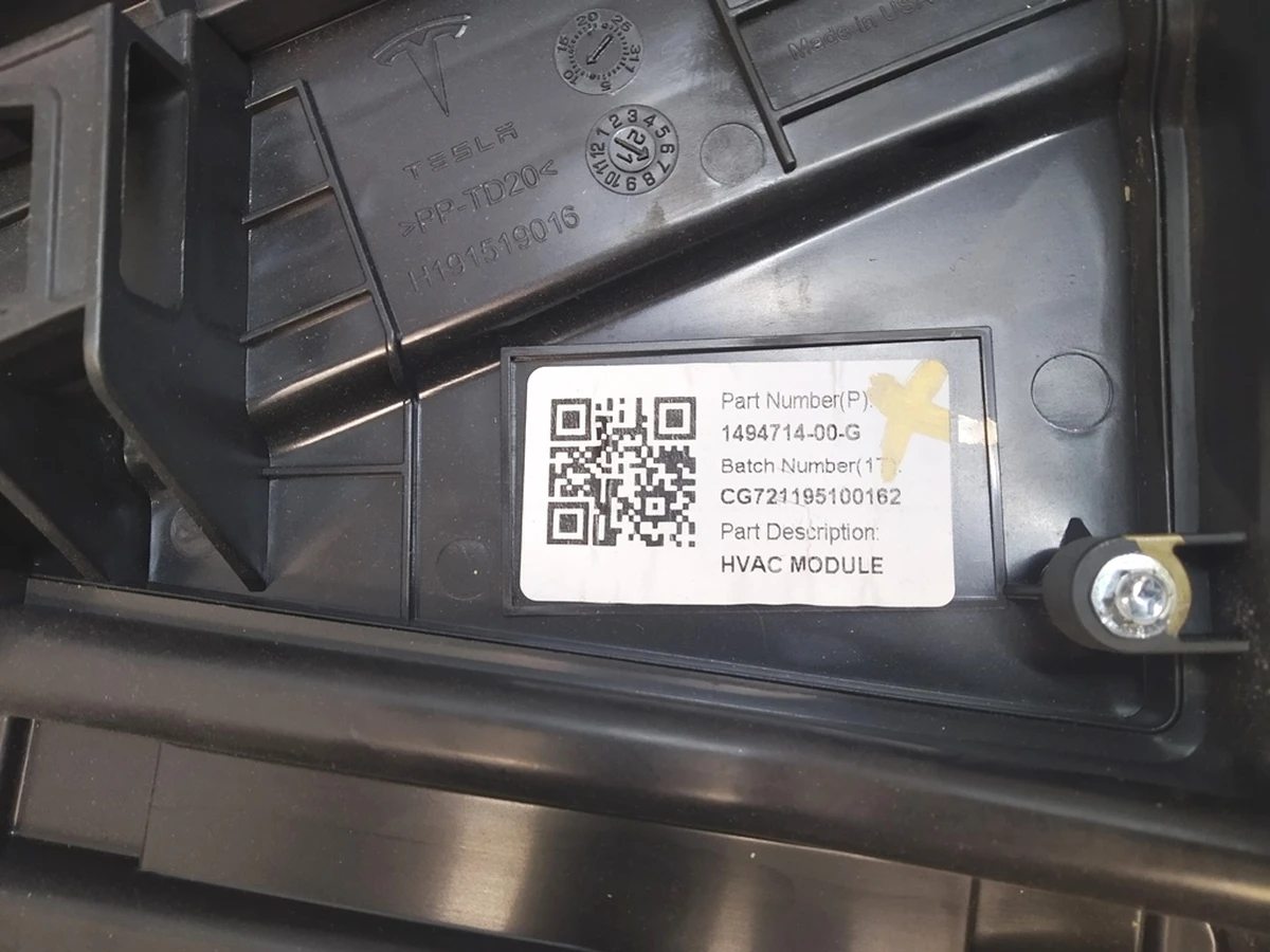 1 HVAC Module Assembly, Model Y damaged Tesla model 3, model Y 1494714-98-E