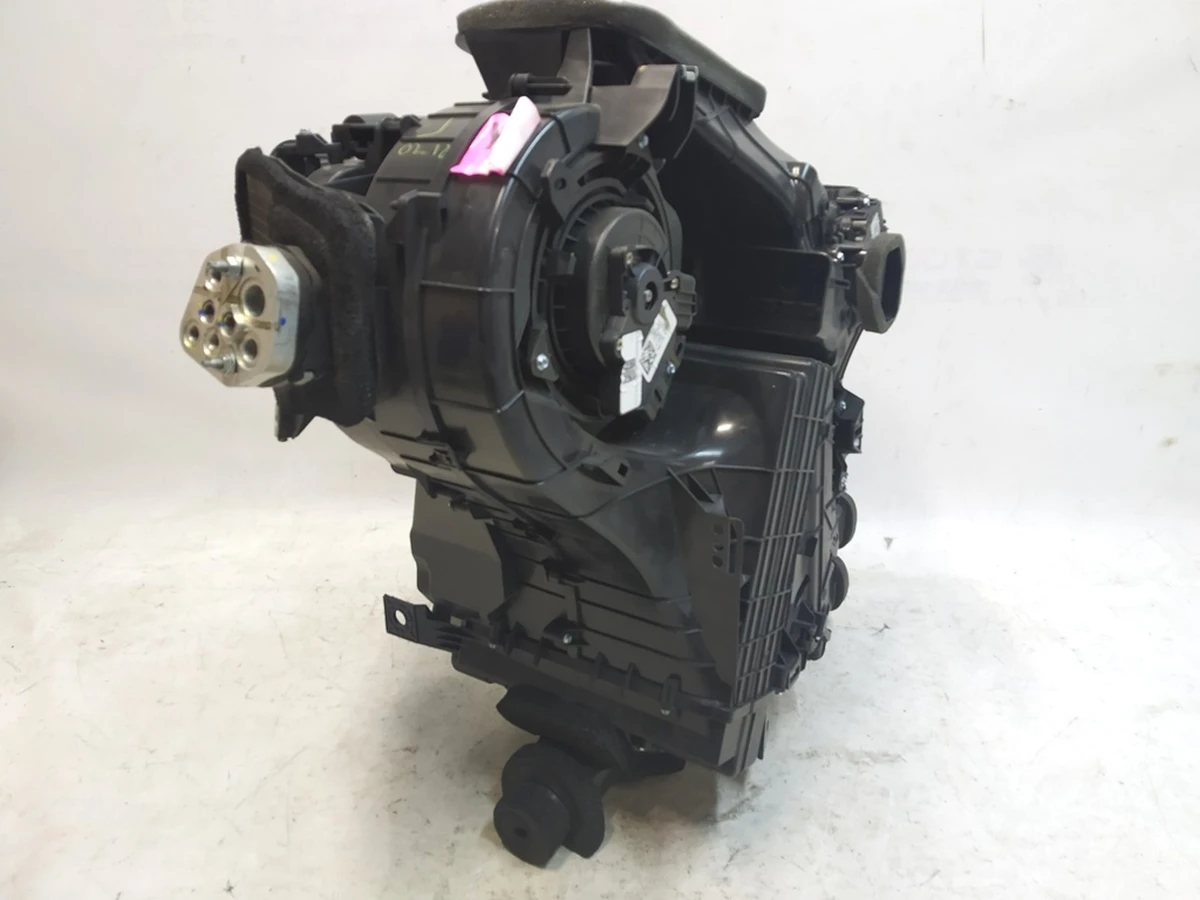 1 HVAC Module Assembly, Model Y damaged Tesla model 3, model Y 1494714-98-E