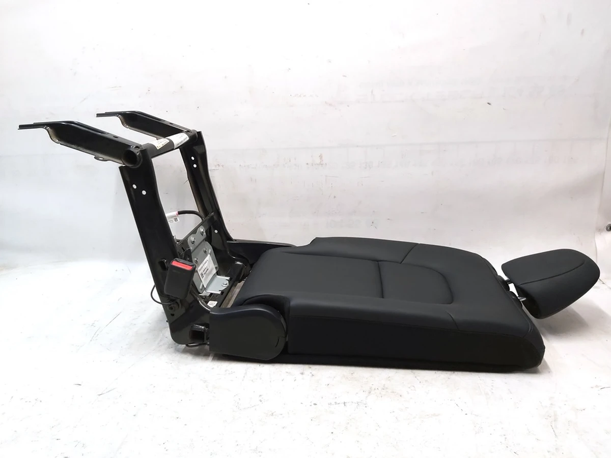 2 Спинка сидіння 2-го ряду одинарна PUR BLK у зборі з підголівником Tesla Model Y 3907892-01-A
