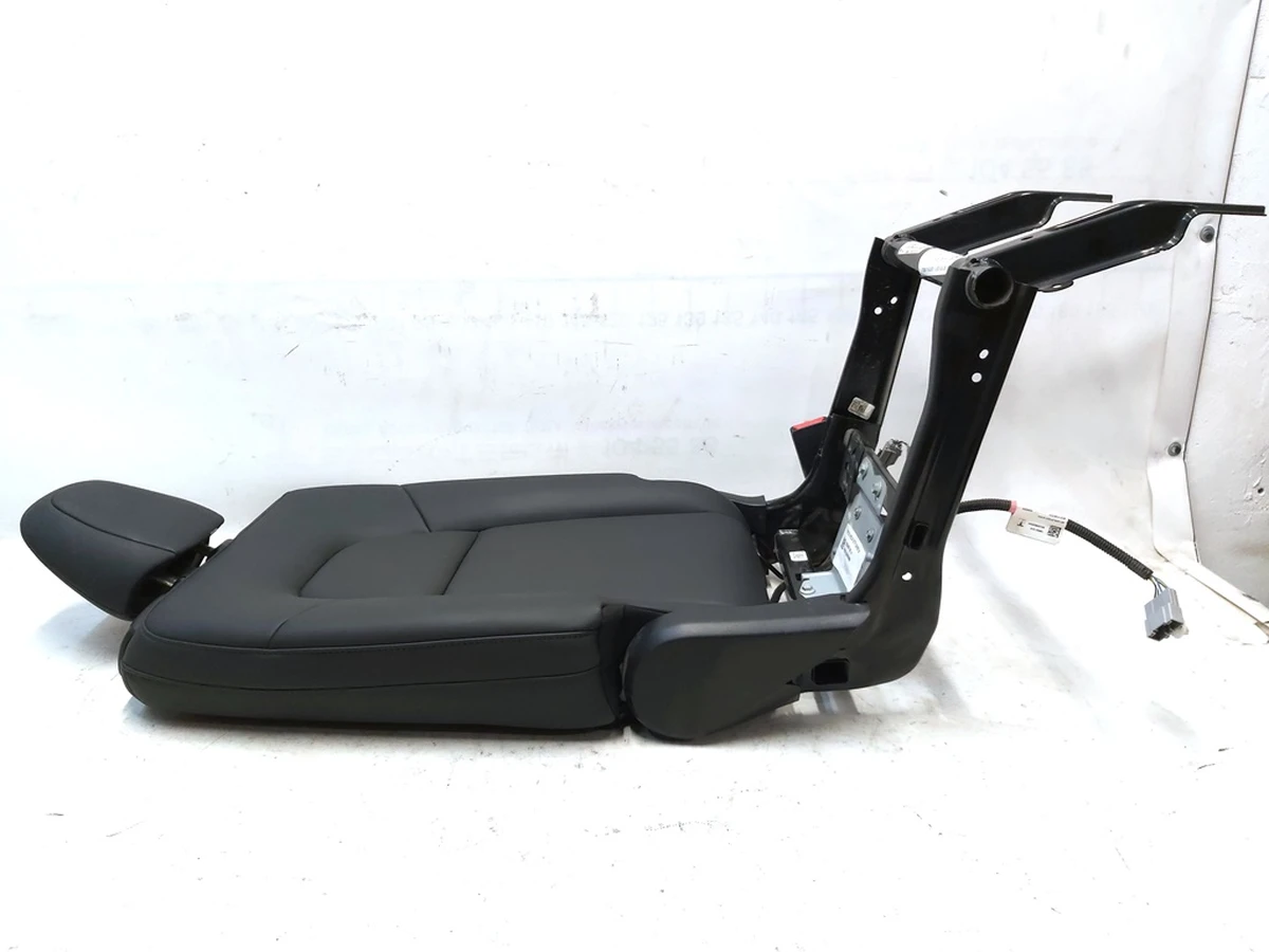 2 Спинка сидіння 2-го ряду одинарна PUR BLK у зборі з підголівником Tesla Model Y 3907892-01-A