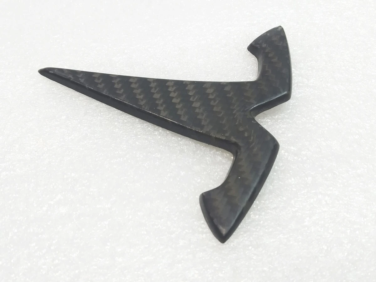 7 Емблема "Т" кришки багажника CARBON Tesla Model 3 1494950-00-A