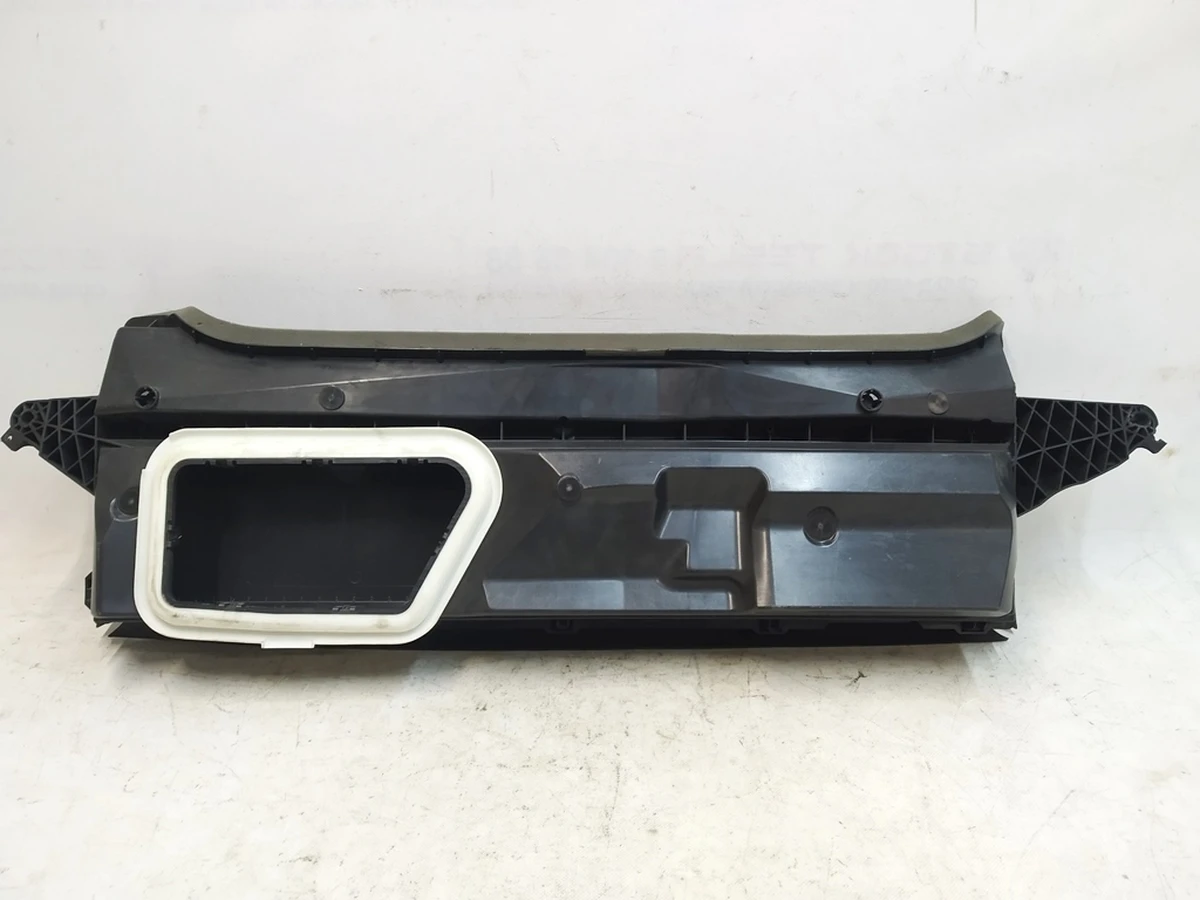 4 HEPA Cabin Filter Housing (Damaged) Tesla model Y 1495167-00-B