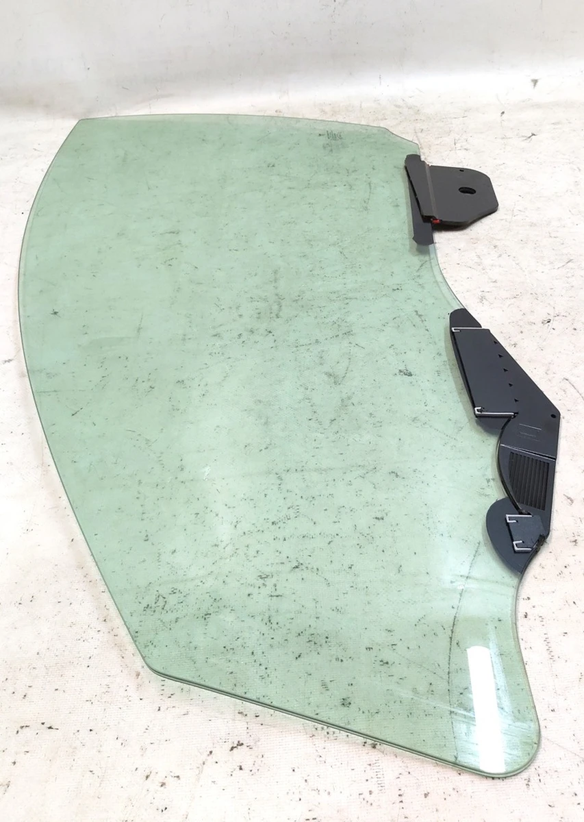 1 DOUBLE FRONT DOOR LEFT GLASS assembly with mounting brackets Tesla model Y 1495508-00-A