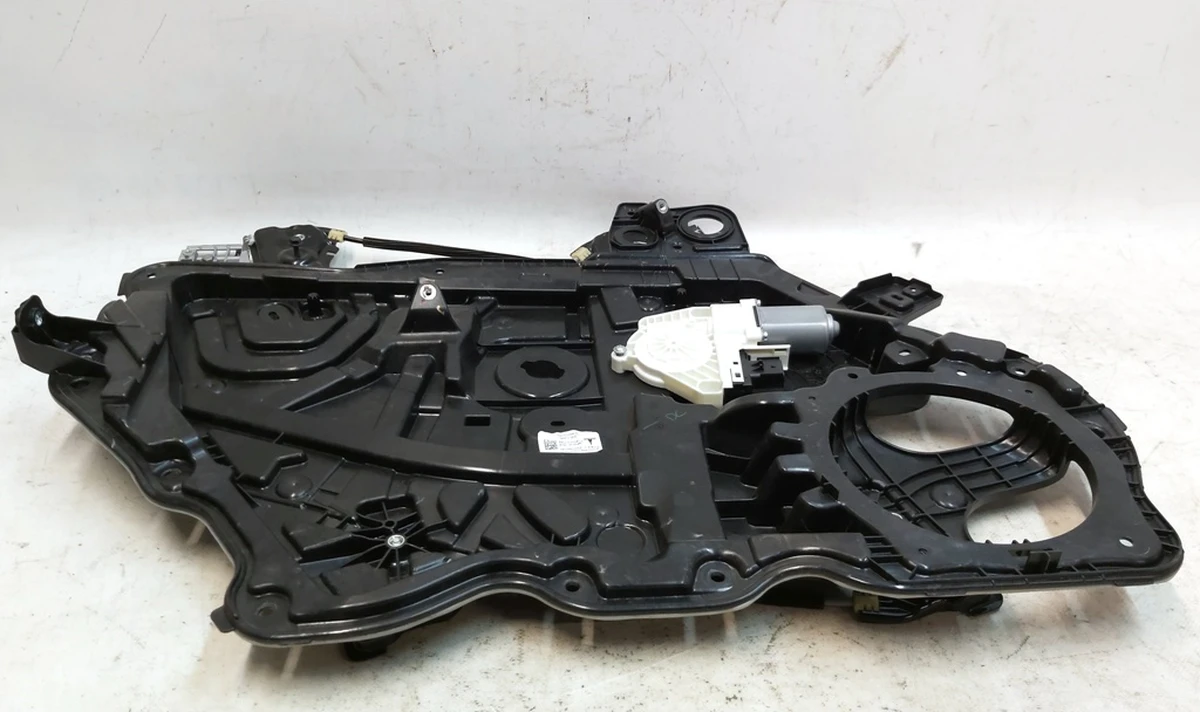 6 Assembly LH Front Door Base Module with Window regulator mechanism - Front door - Left hand Tesla Model Y 1526804-00-C, 1526800-00-F