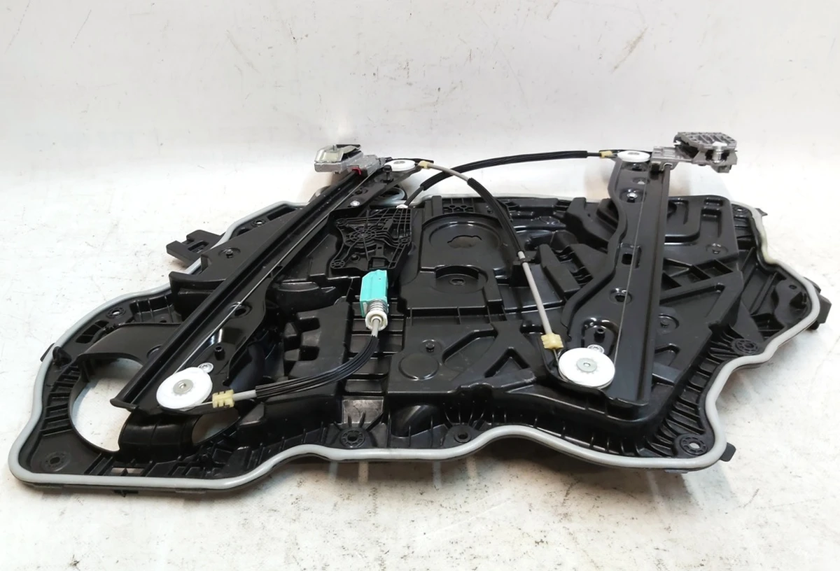 6 Assembly LH Front Door Base Module with Window regulator mechanism - Front door - Left hand Tesla Model Y 1526804-00-C, 1526800-00-F