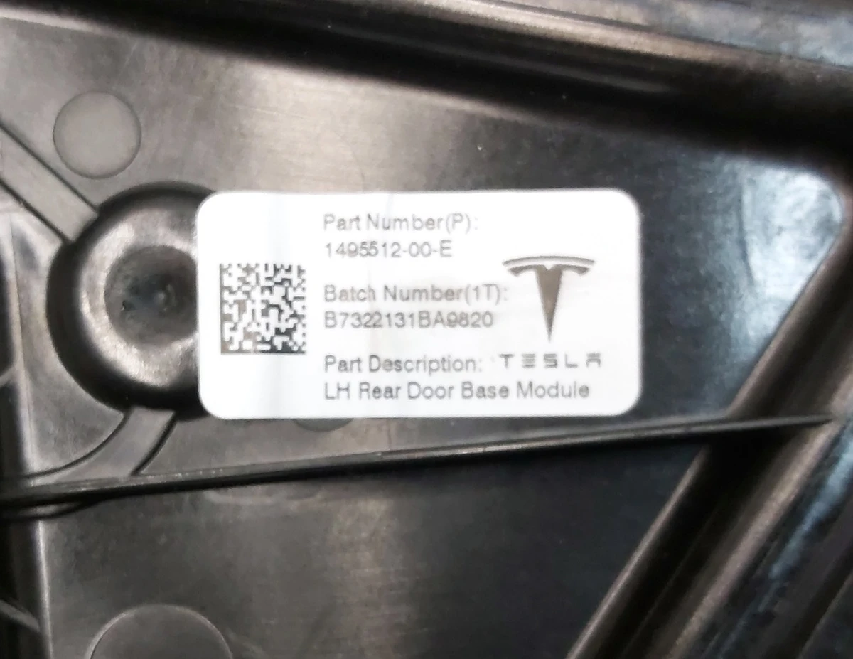 7 Склопідйомник задній лівий з моторчиком та механізмом підйому в зборі Tesla Model Y 1526802-00-E, 1526806-00-D