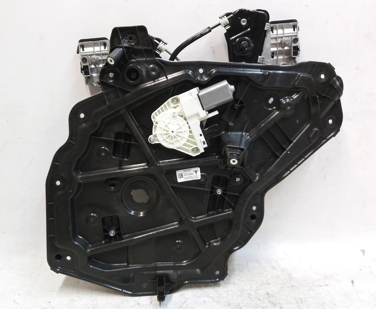 3 Склопідйомник задній правий у зборі Tesla Model Y 1526807-00-D, 1526803-00-E