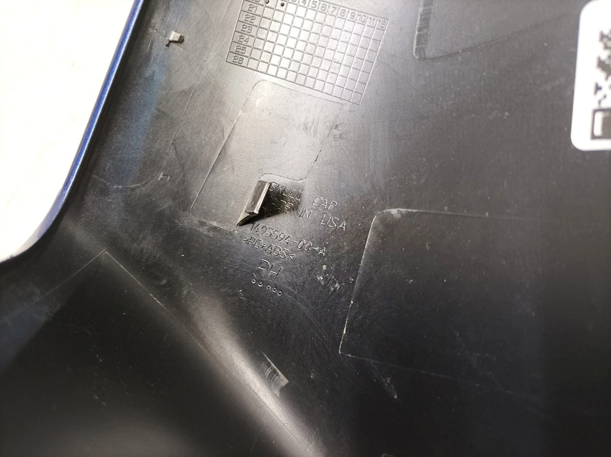 SKULL CAP, EXT.MIRROR, RH MY Tesla model Y 1495594-00-A