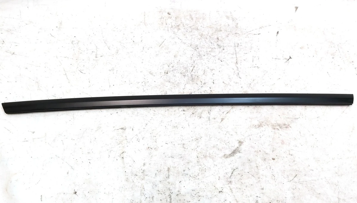 2 Outer belt assembly - Rear door - Left Hand BLACK Tesla Model Y 1495720-00-E, 1495720-40-E