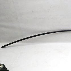 2 UPPER BRIGHT TRIM CAP RH BLACK Tesla model Y 1495731-00-A