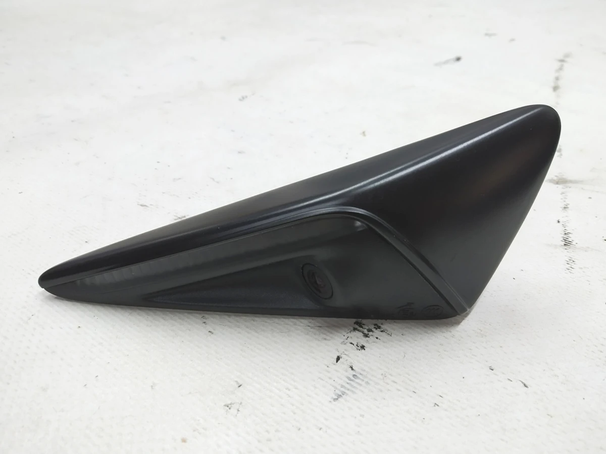 3 Turn signal repeater right (camera) BLACK TTesla model 3, model Y 1495865-20-C