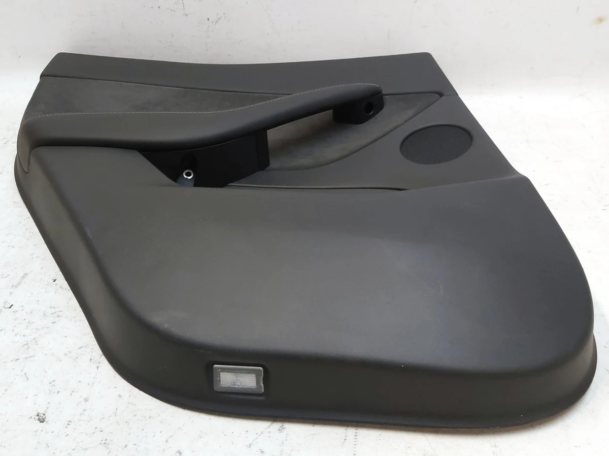 1 Карта двери задней левой в сборе PREM BLACK Tesla Model Y 1497296-91-C