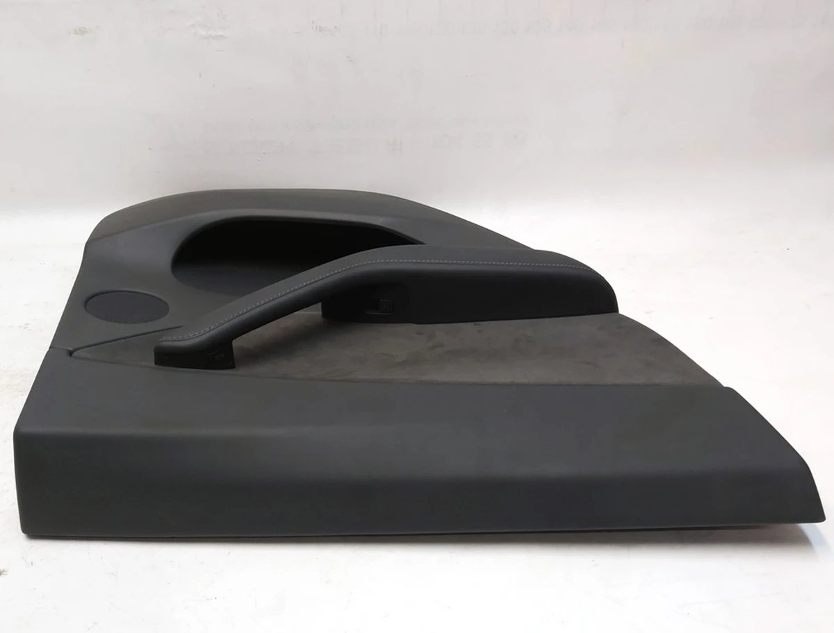 1 DOOR TRIM ASY, RR LH, LHD with bl. reg. glass and dynam. PREM BLACK Tesla model Y 1497296-91-C