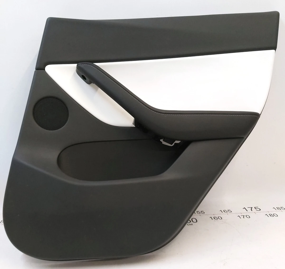 Карта дверей задніх правих у зборі PREM WHITE Tesla Model Y 1497297-92-B