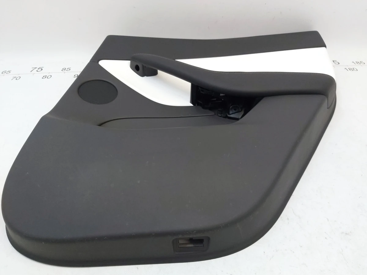 Карта дверей задніх правих у зборі PREM WHITE Tesla Model Y 1497297-92-B