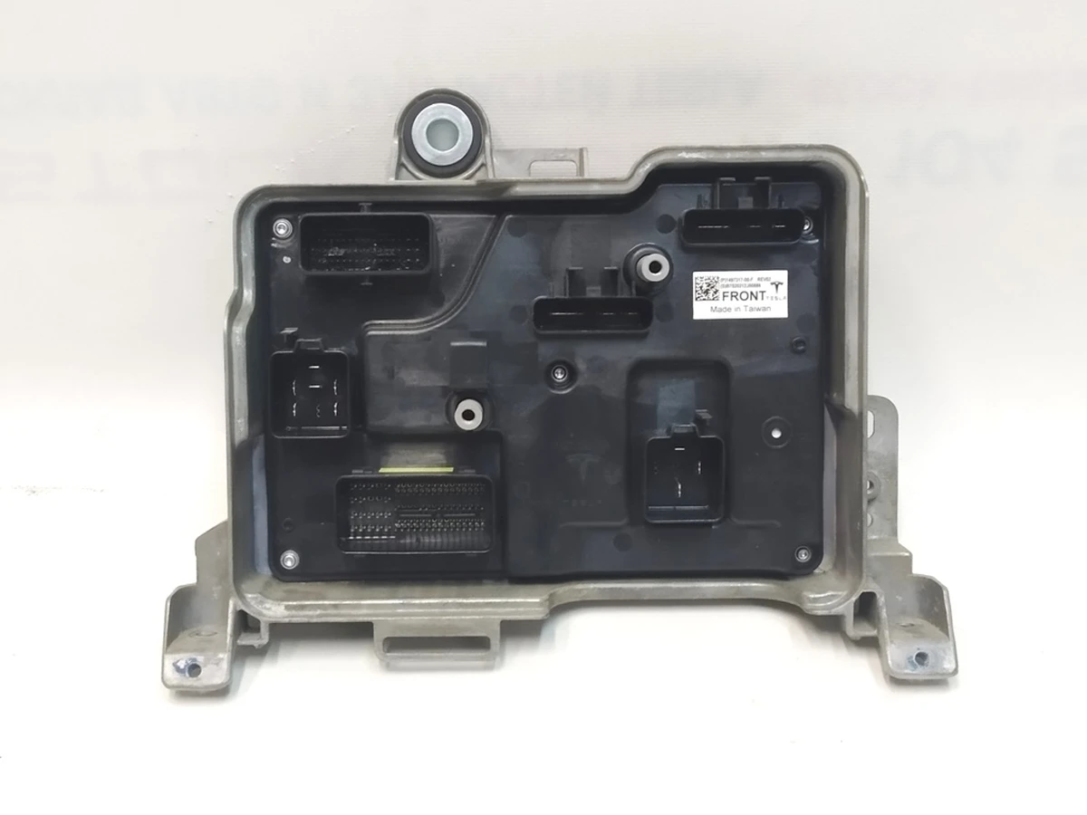 3 Боді контролер передній у зборі з радіатором охолодження REV02 Tesla Model Y 1497317-00-F