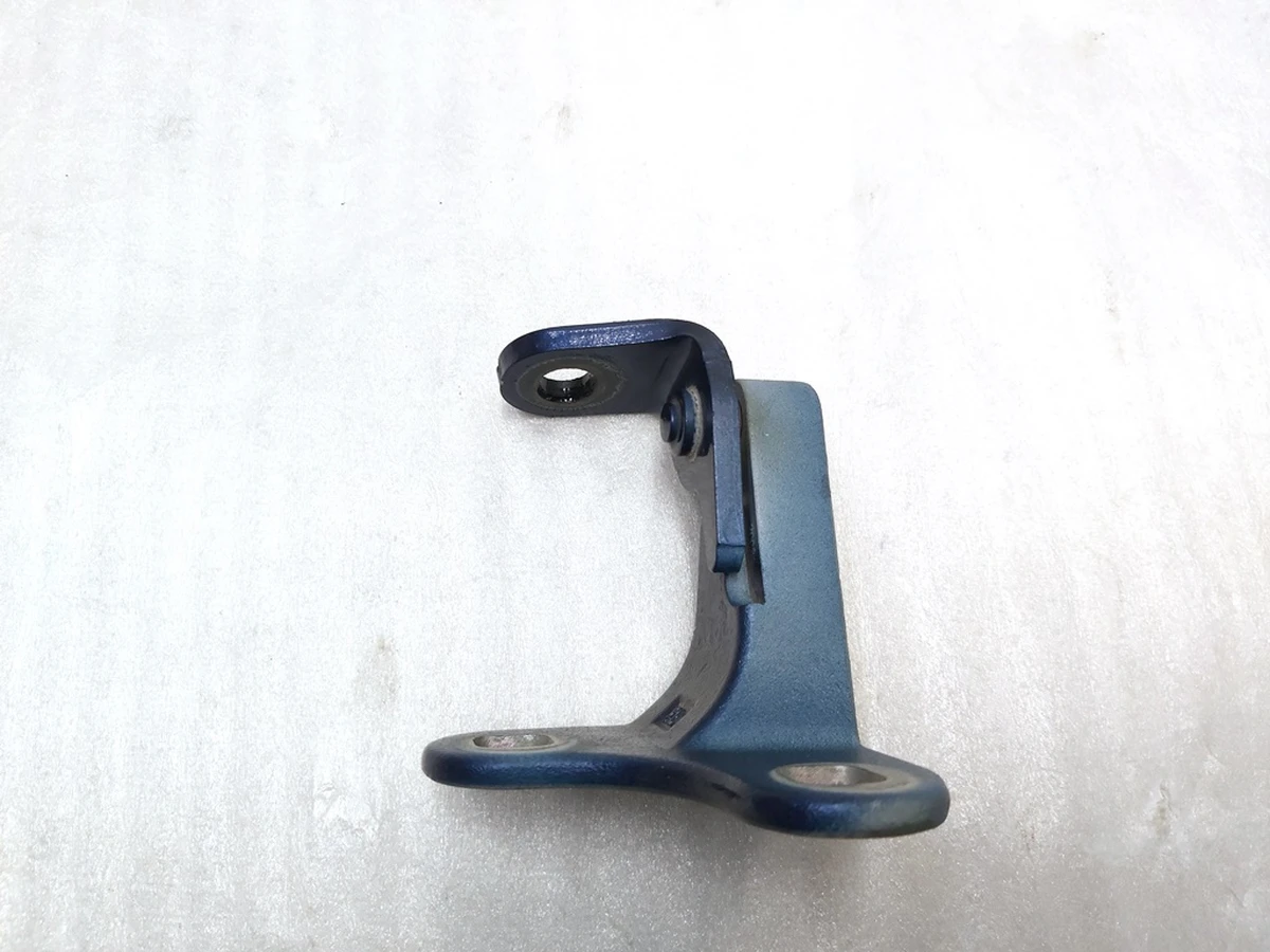 1 Петля двери передней левой верхняя нижняя PPSB Tesla Model Y 1497492-00-E