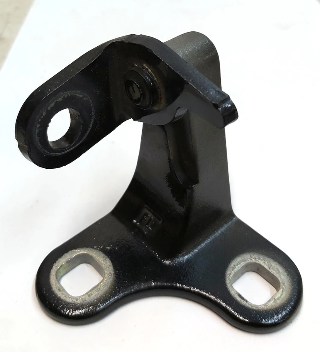 1 Front hinge LH PBSB Tesla Model Y 1497492-00-E