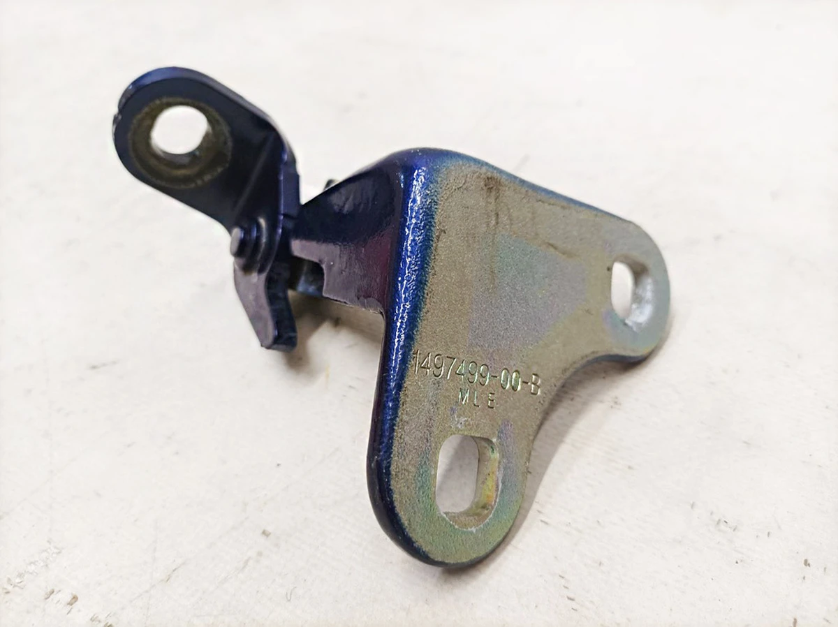 2 Door hinge rear right lower PPSB Tesla Model Y 1497499-00-B