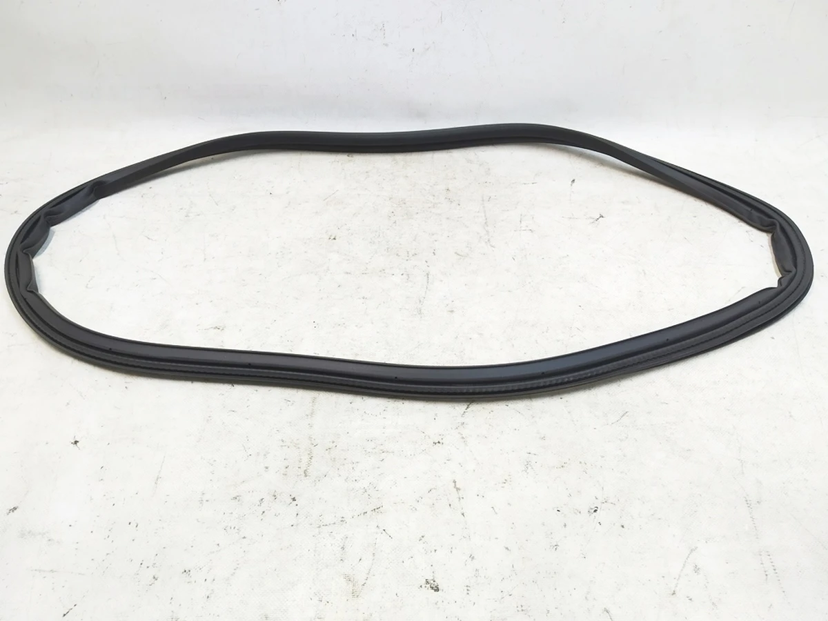 4 Model Y, SEAL, FRUNK Tesla model Y 1497672-00-A