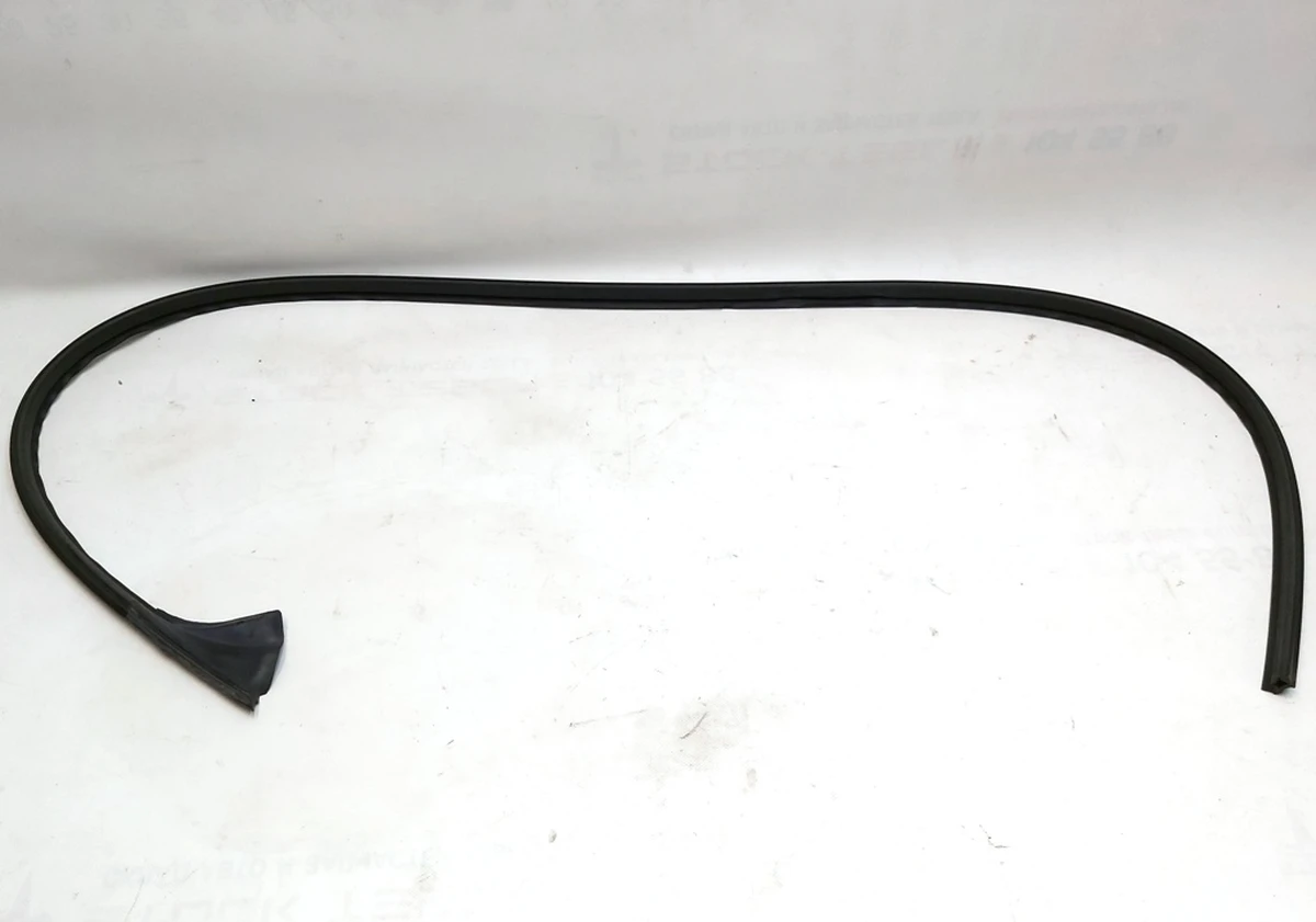 3 Upper Left Door Molding Seal Tesla model Y 1497677-00-A