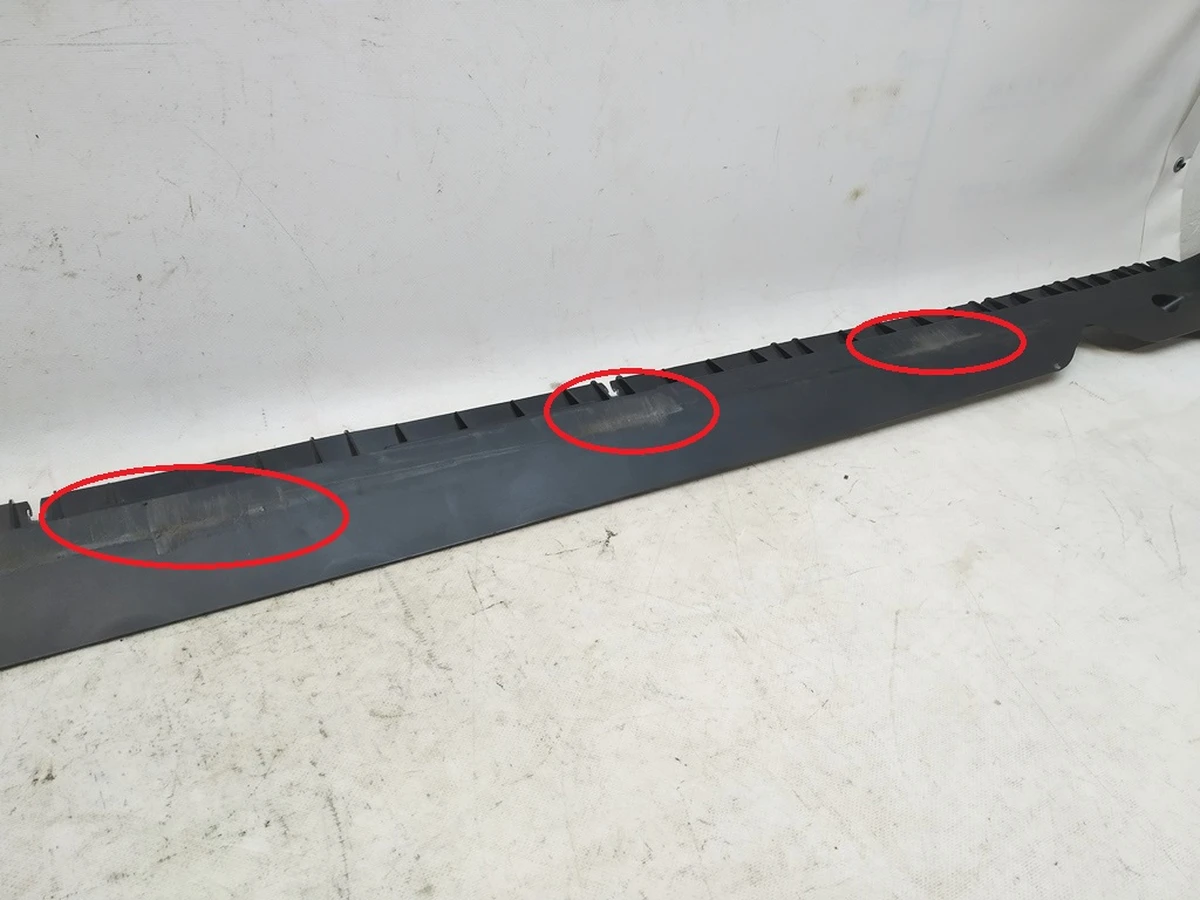 3 Кронштейн накладки порога лівої рокерної панелі (пошкодження) Tesla model Y 1497741-00-B