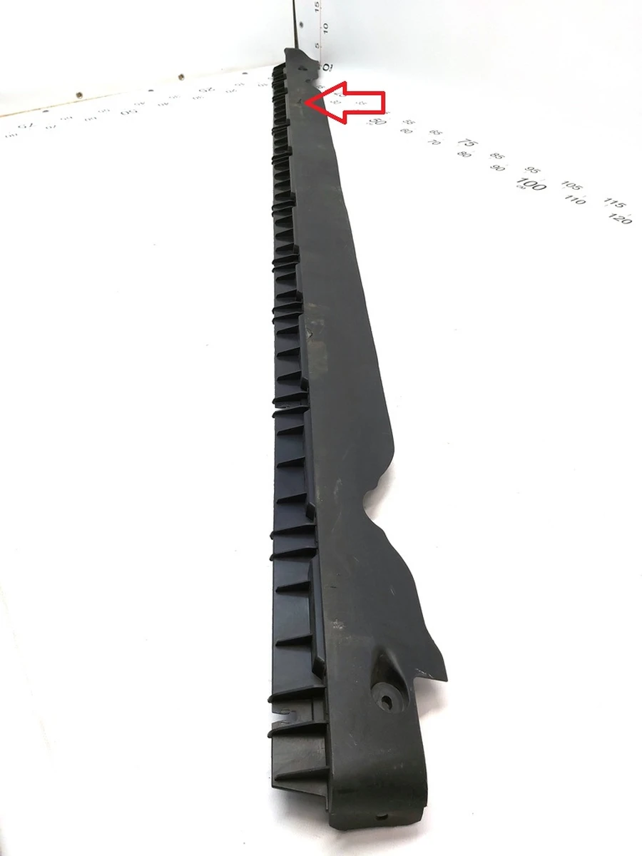 3 Кронштейн накладки порога лівої рокерної панелі (пошкодження) Tesla model Y 1497741-00-B