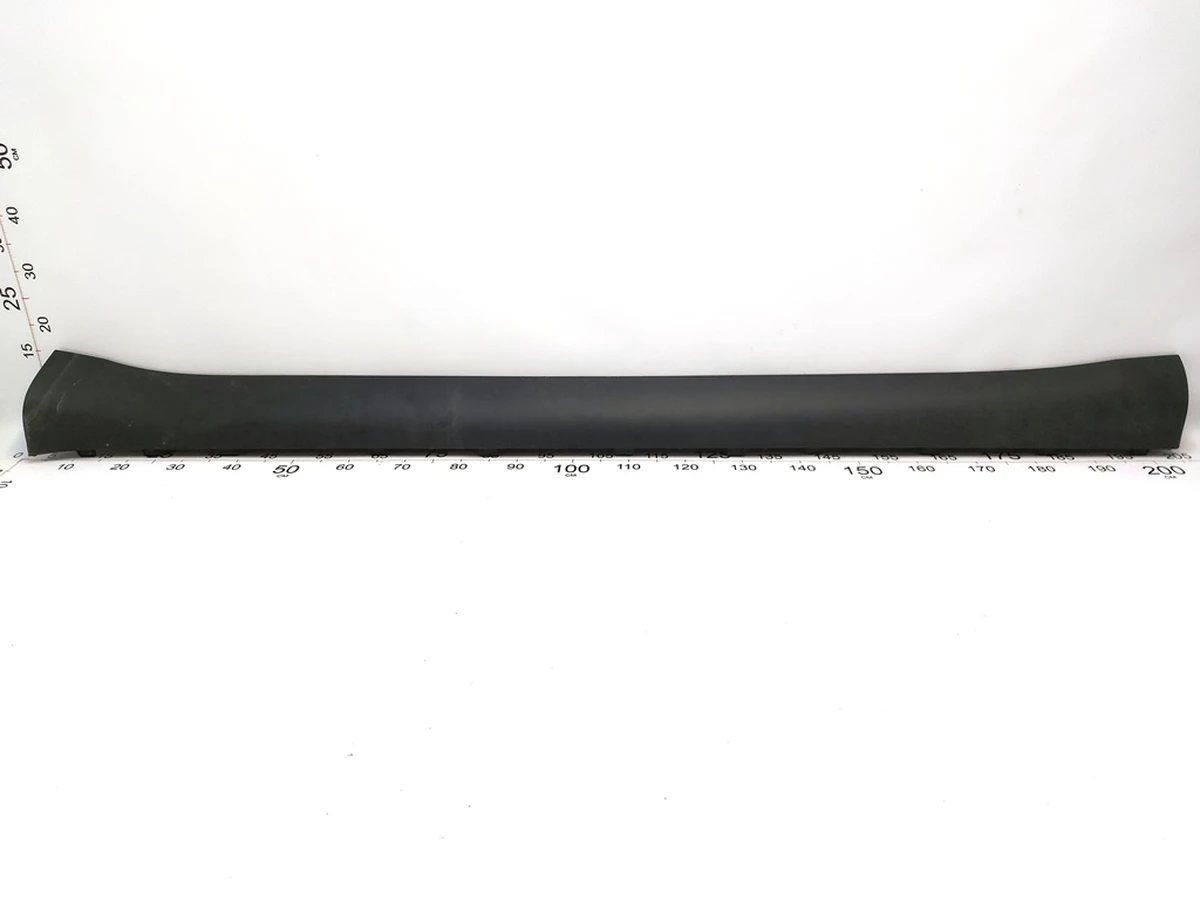 2 Накладка порога права рокерна панель (структурна) Tesla Model Y 1497744-00-B