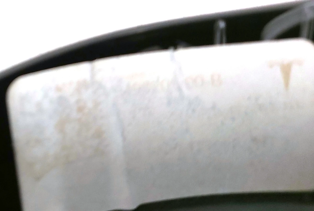 DOOR TRIM TWEETER - FRONT - RIGHT HAND with damage to the Tesla Model Y 1498205-88-B