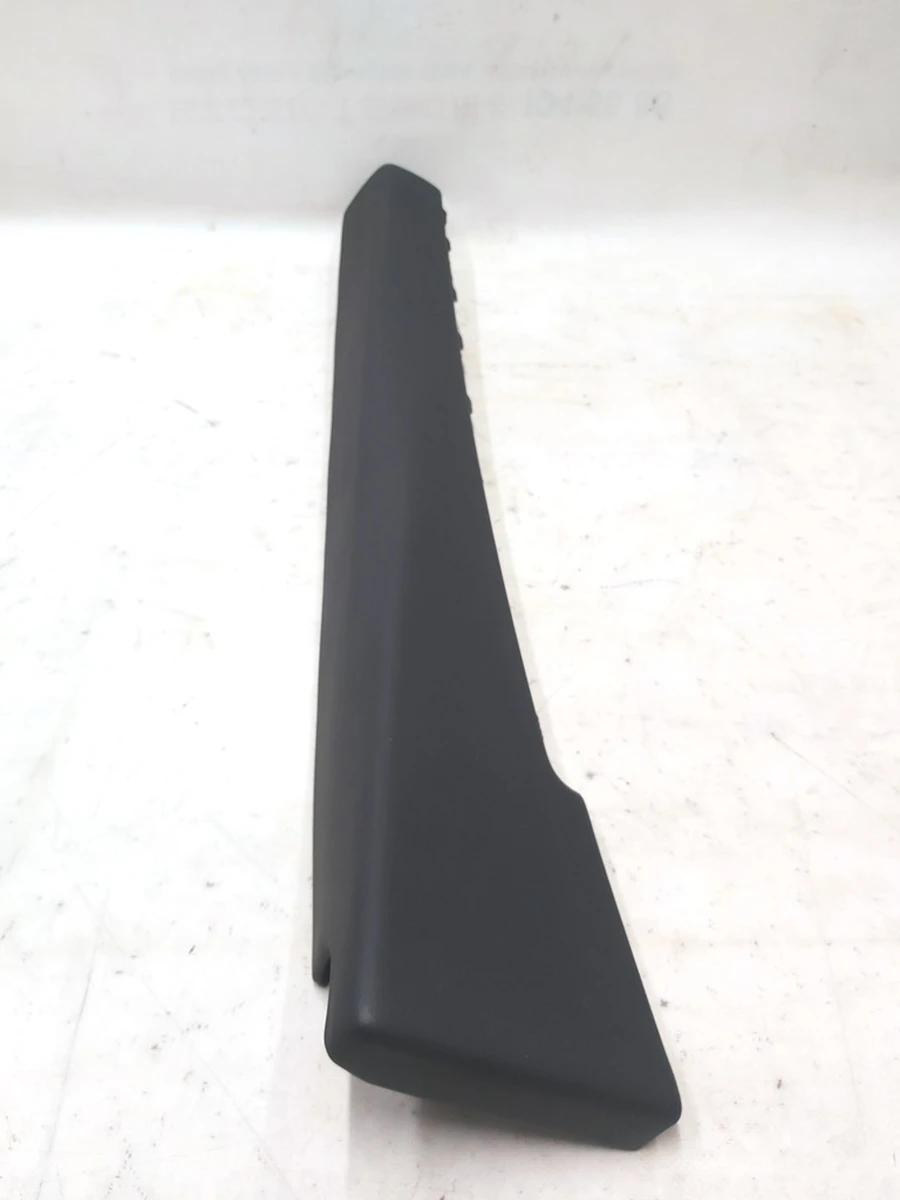 11 Накладка внутрішня верхня карти дверей передньої правої PREM BLACK Tesla model Y 1497295