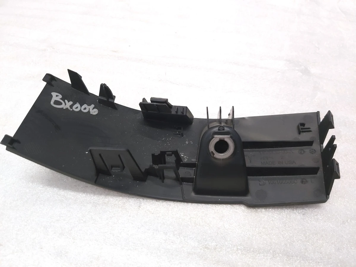 4 Кришка блоку перемикачів дверей передніх лівих Tesla Model Y 1498430-00-A