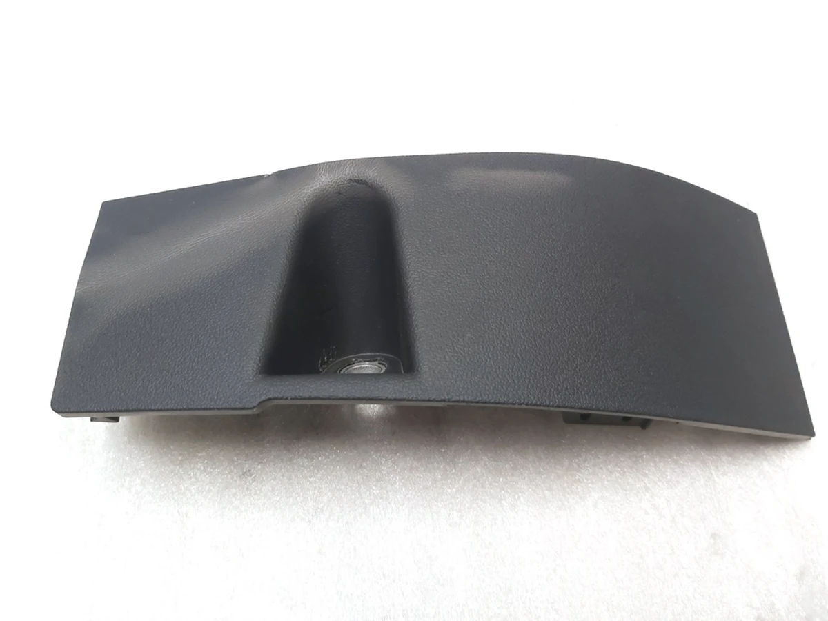 4 Кришка блоку перемикачів дверей передніх лівих Tesla Model Y 1498430-00-A