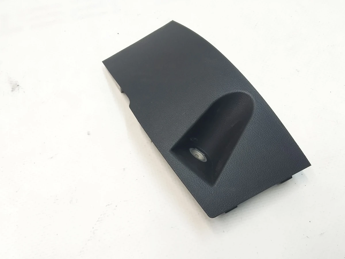 10 Кришка блоку перемикачів дверей задніх правих Tesla Model Y 1498433-00-A.