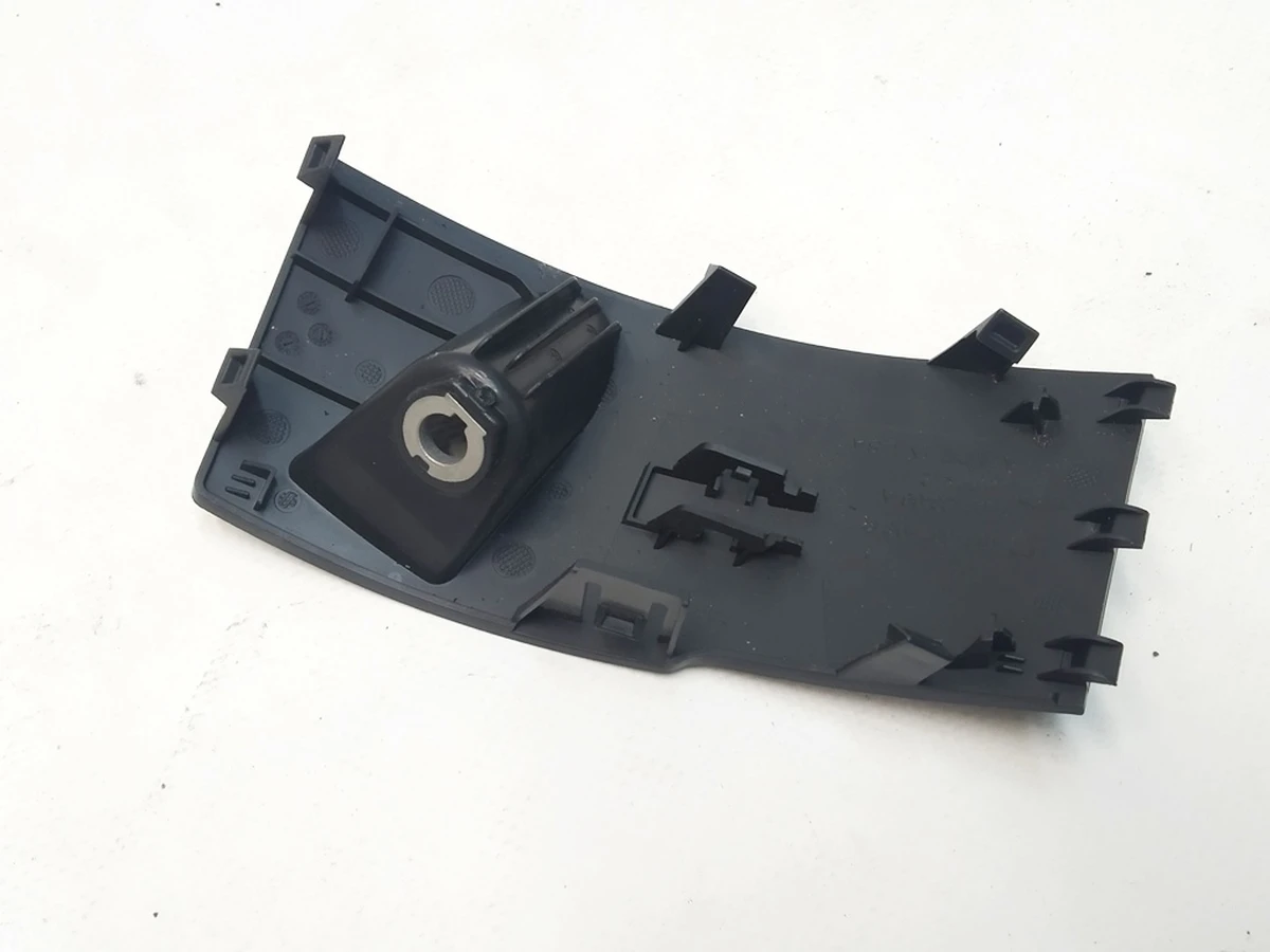 10 Кришка блоку перемикачів дверей задніх правих Tesla Model Y 1498433-00-A.