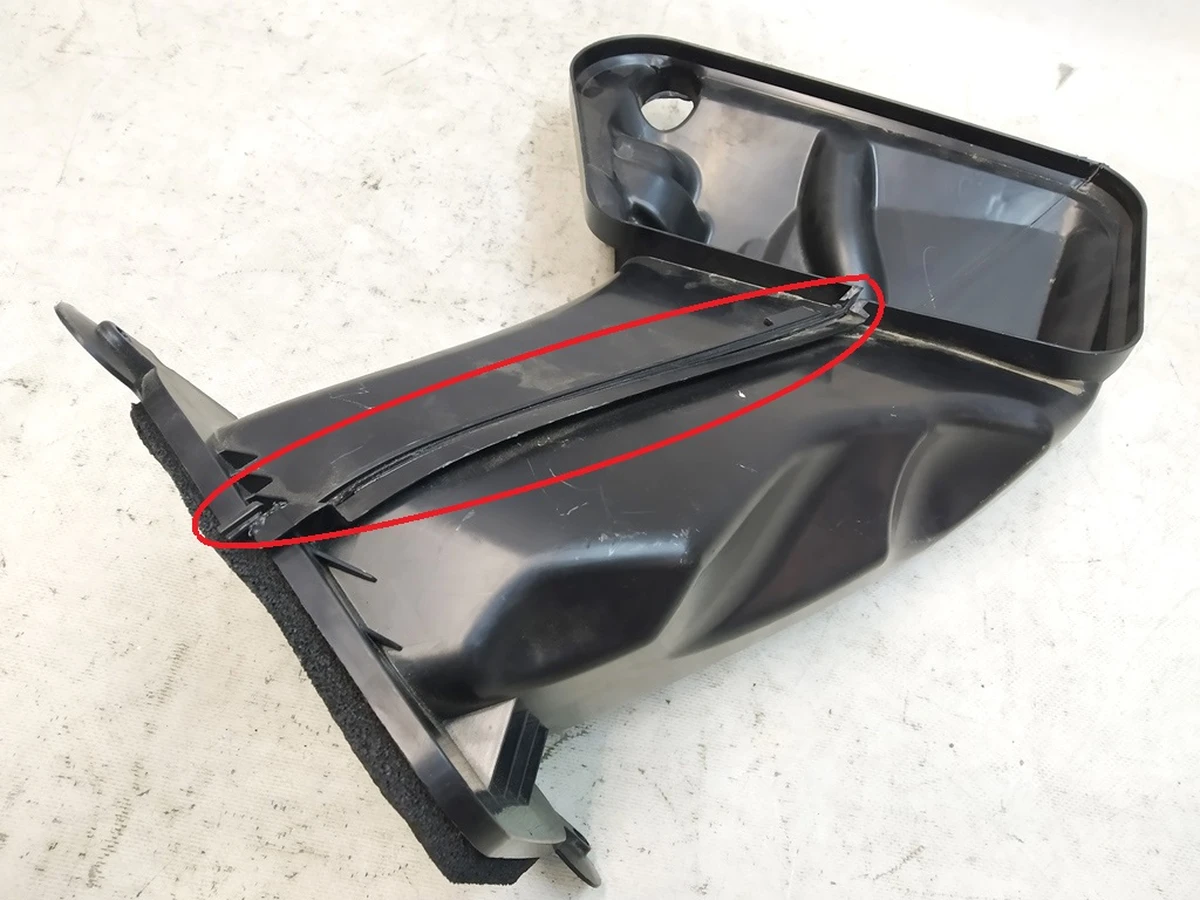 3 Повітрозабірник пічки внутрішній (пошкоджений) Tesla model Y 1499137-00-D