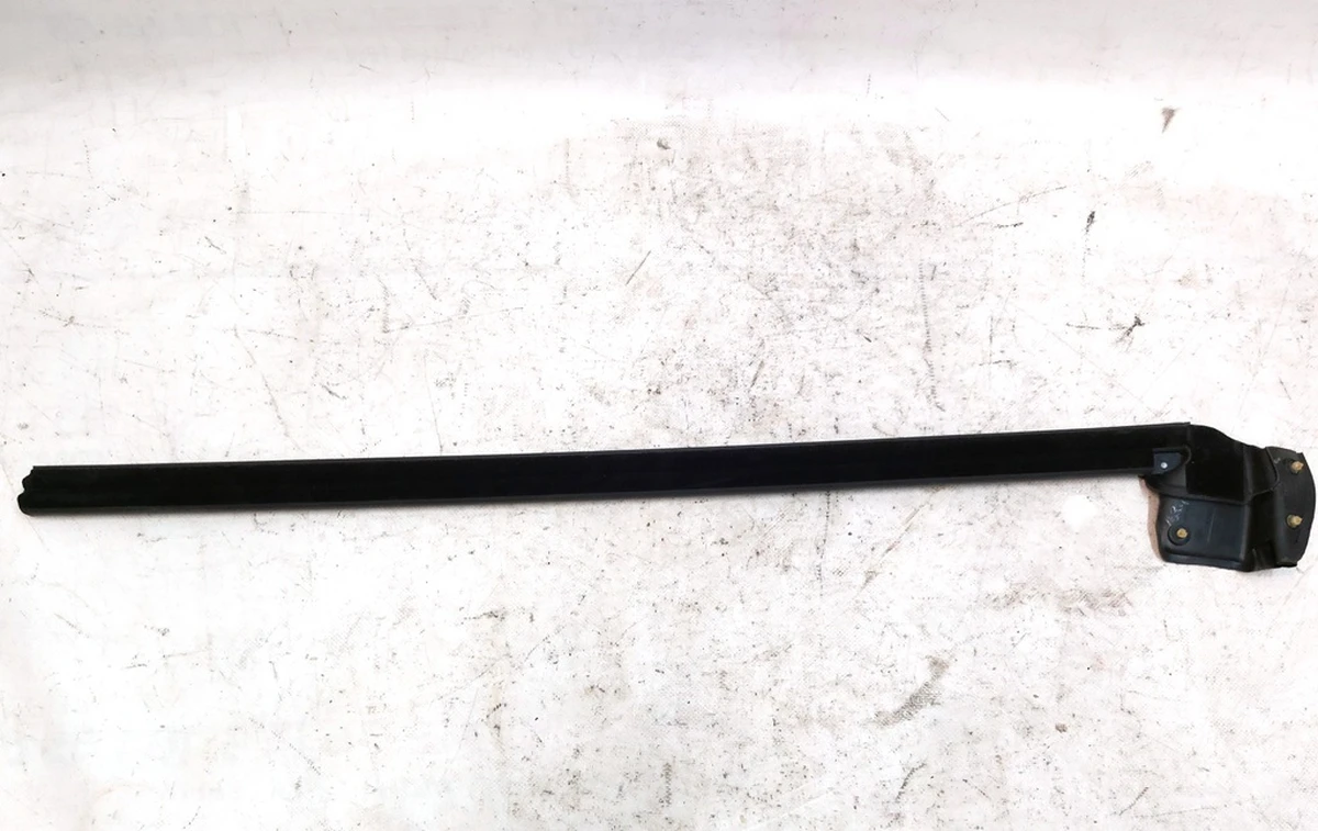 1 Inner belt seal assembly, Front door, LH, MY Tesla Model Y 1516942-00-A